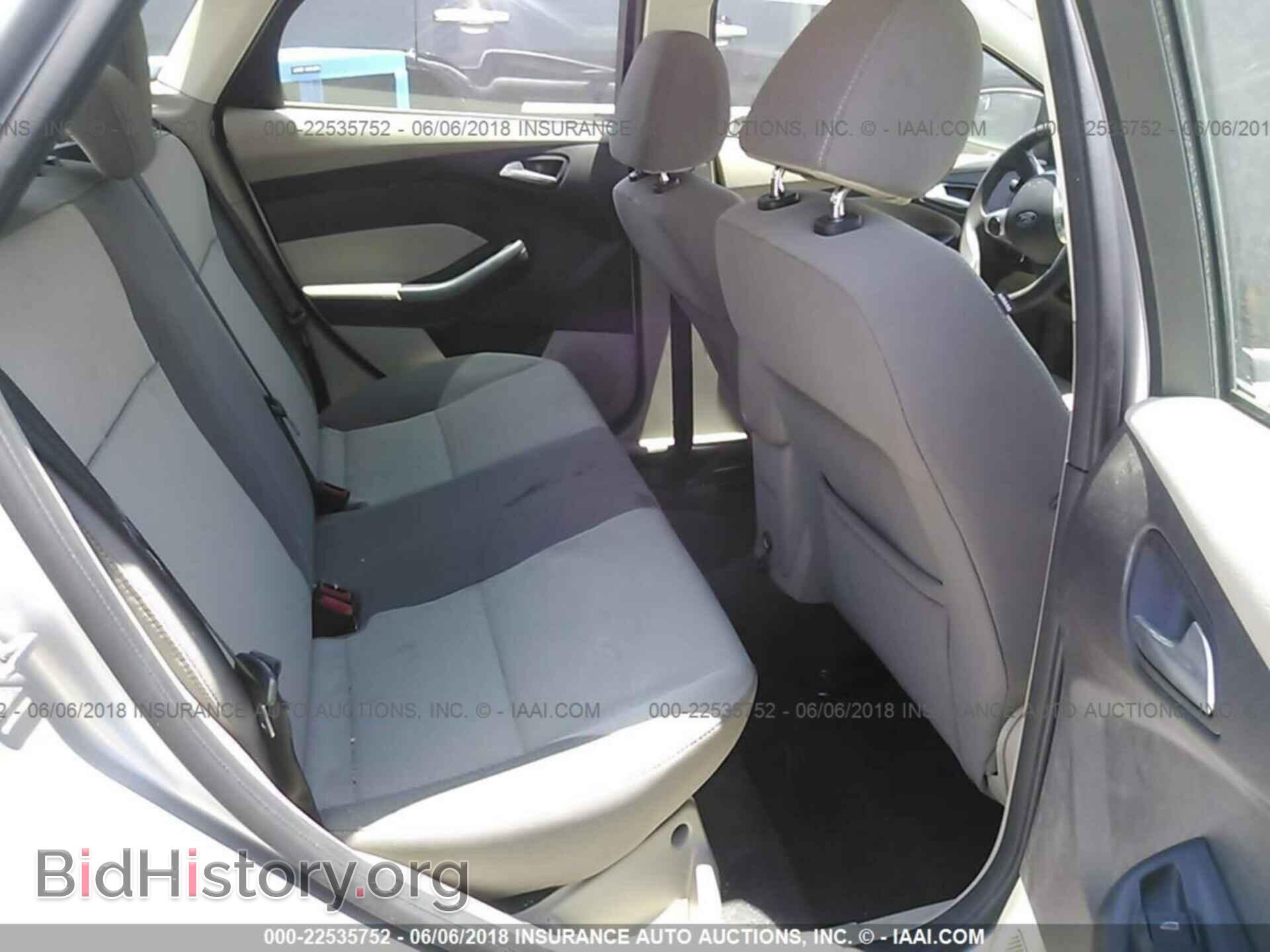 2012 Ford Focus - VIN: 1FAHP3F29CL476359 - Photo 8