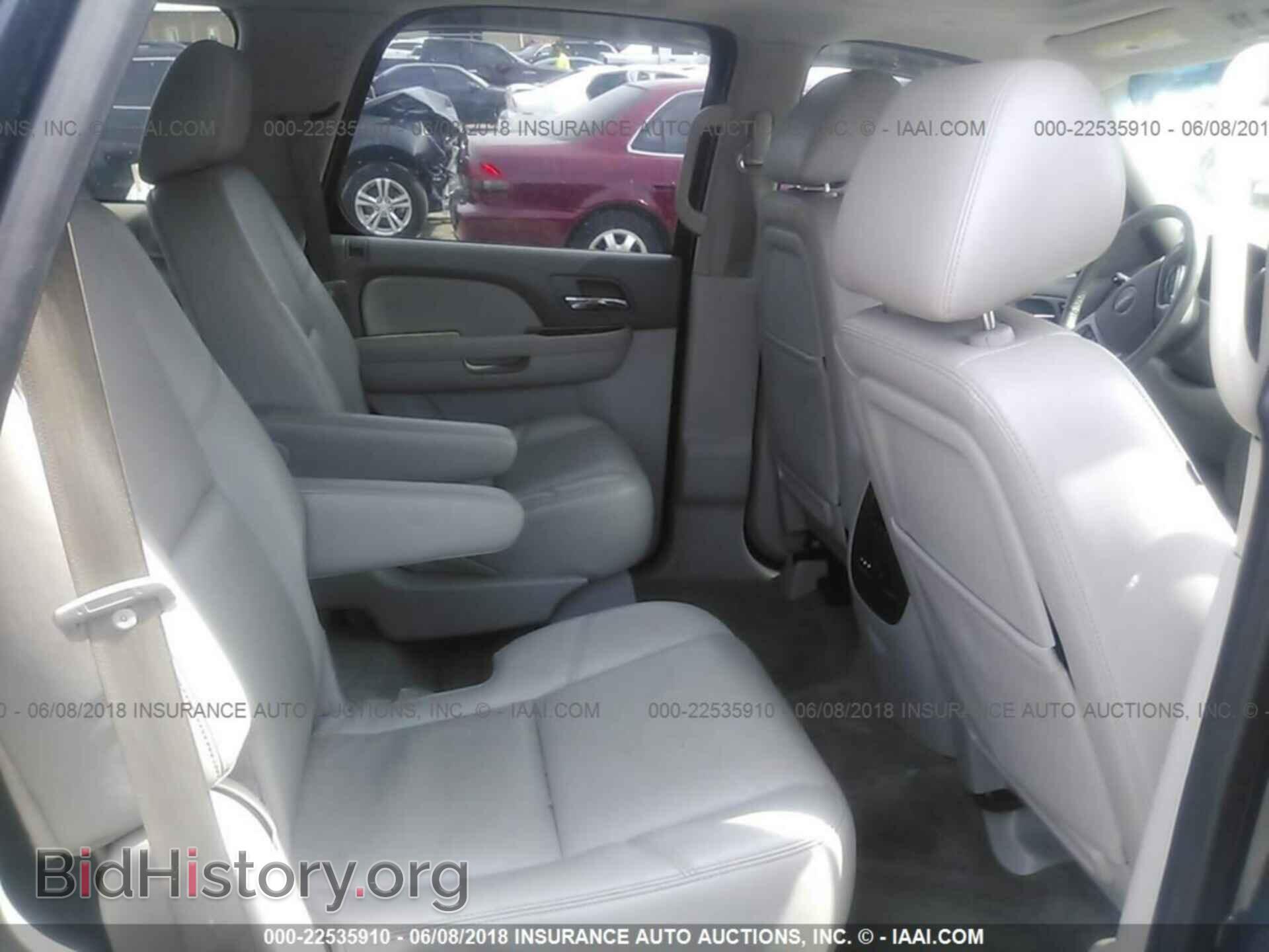2013 GMC YUKON - VIN: 1GKS2CE09DR192182 - Photo 8