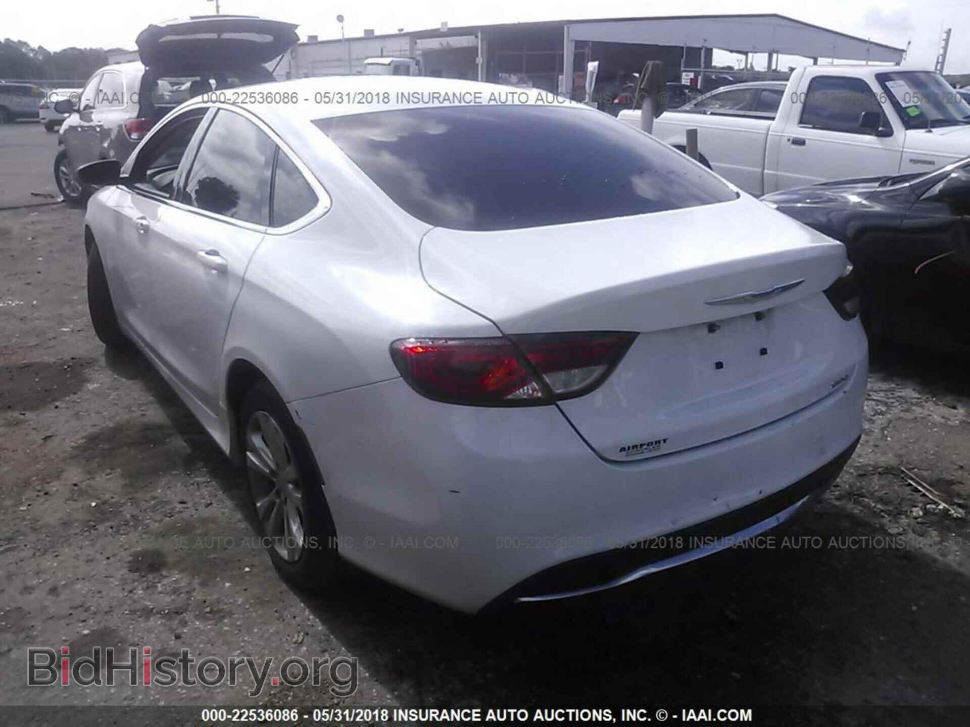 2015 Chrysler 200 - VIN: 1C3CCCABXFN729757 - Фото 3