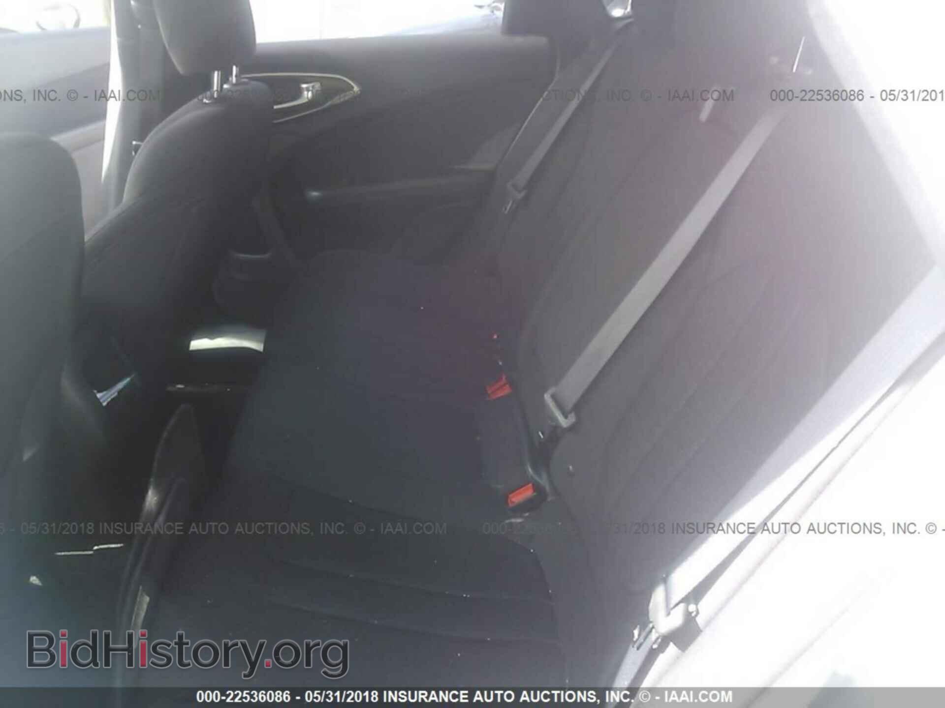 2015 Chrysler 200 - VIN: 1C3CCCABXFN729757 - Фото 8