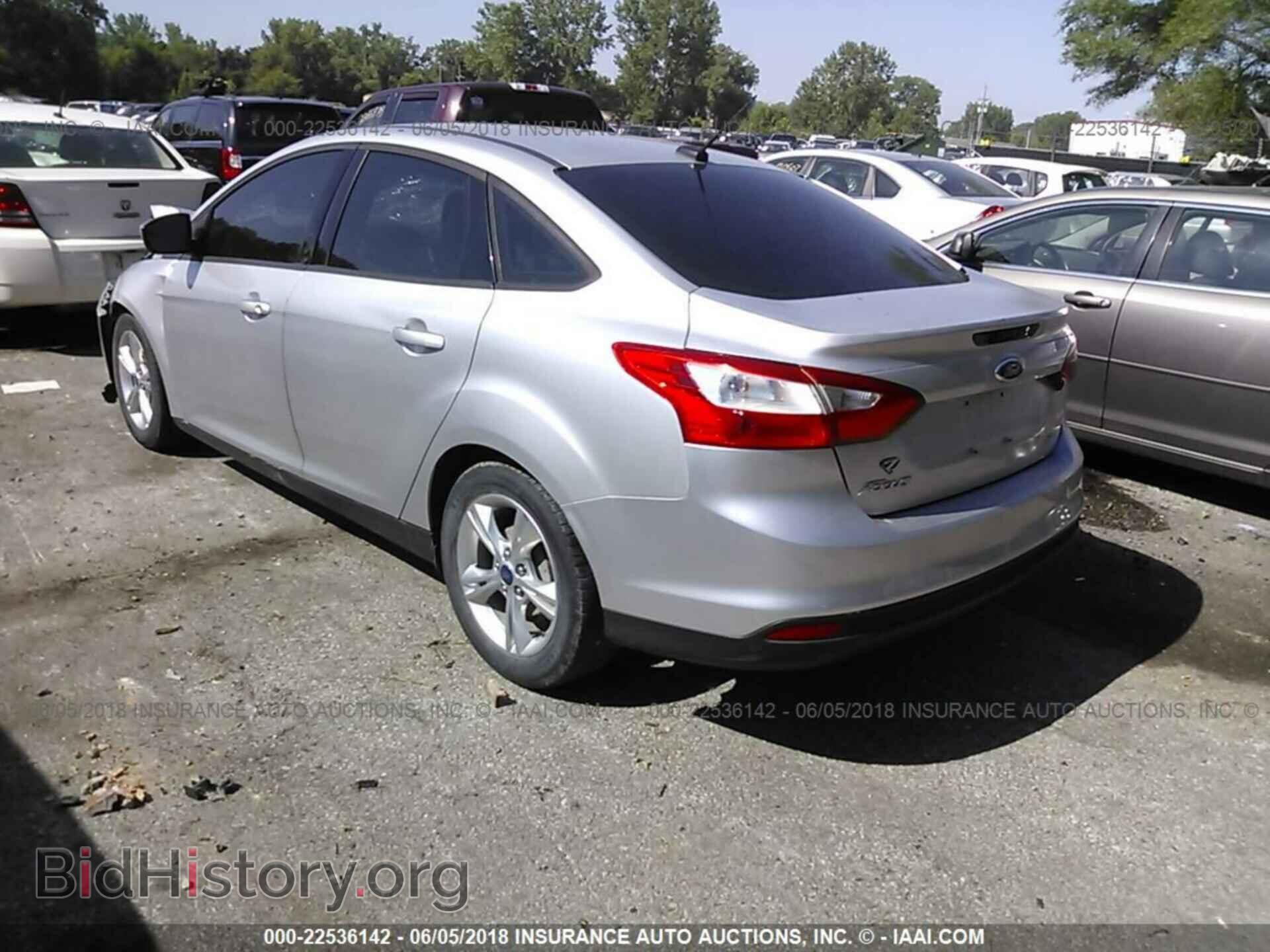 2012 Ford Focus - VIN: 1FAHP3F23CL107836 - Фото 3