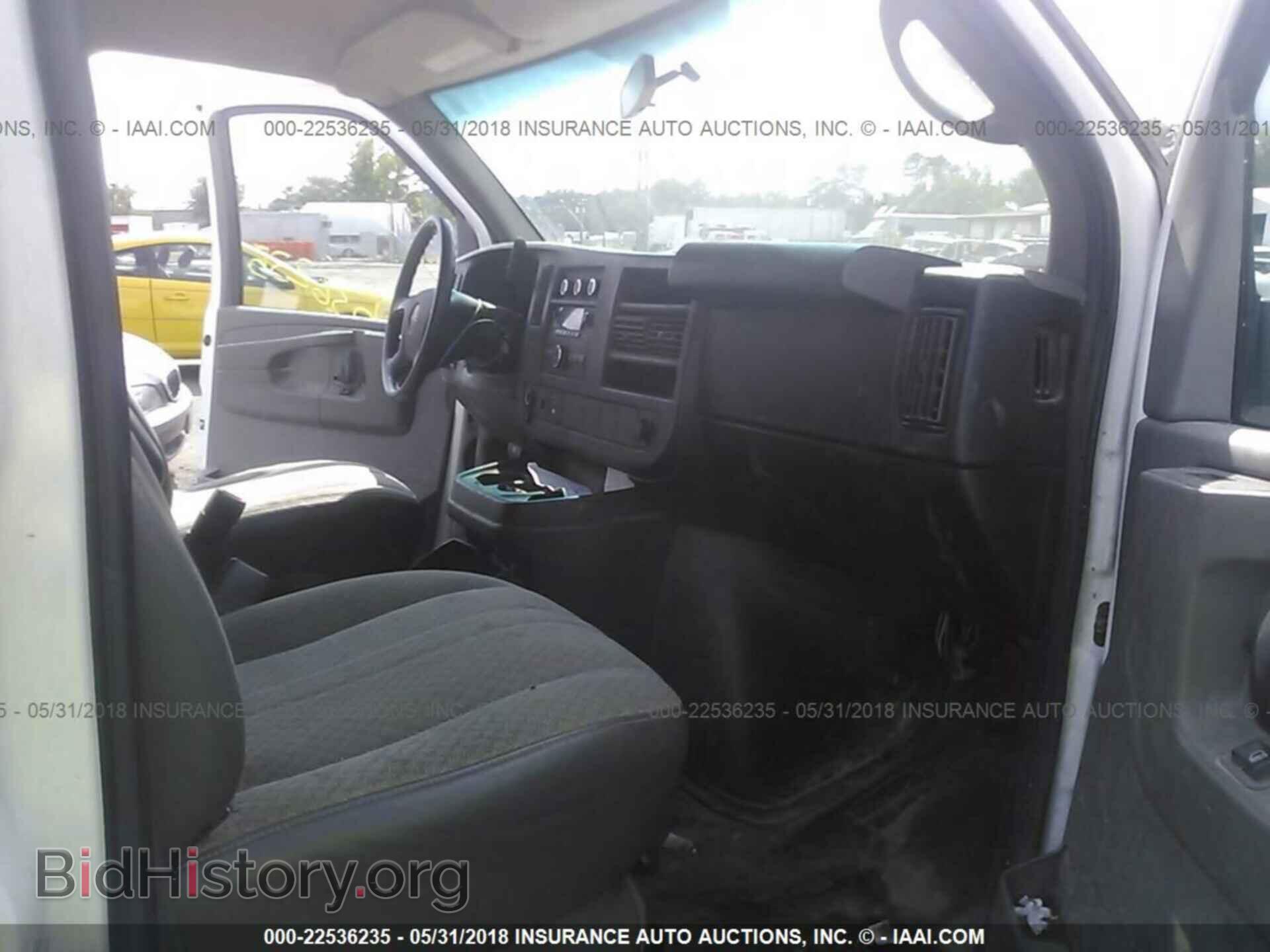 2014 Gmc Savana - VIN: 1GTW7FCAXE1136859 - Photo 5