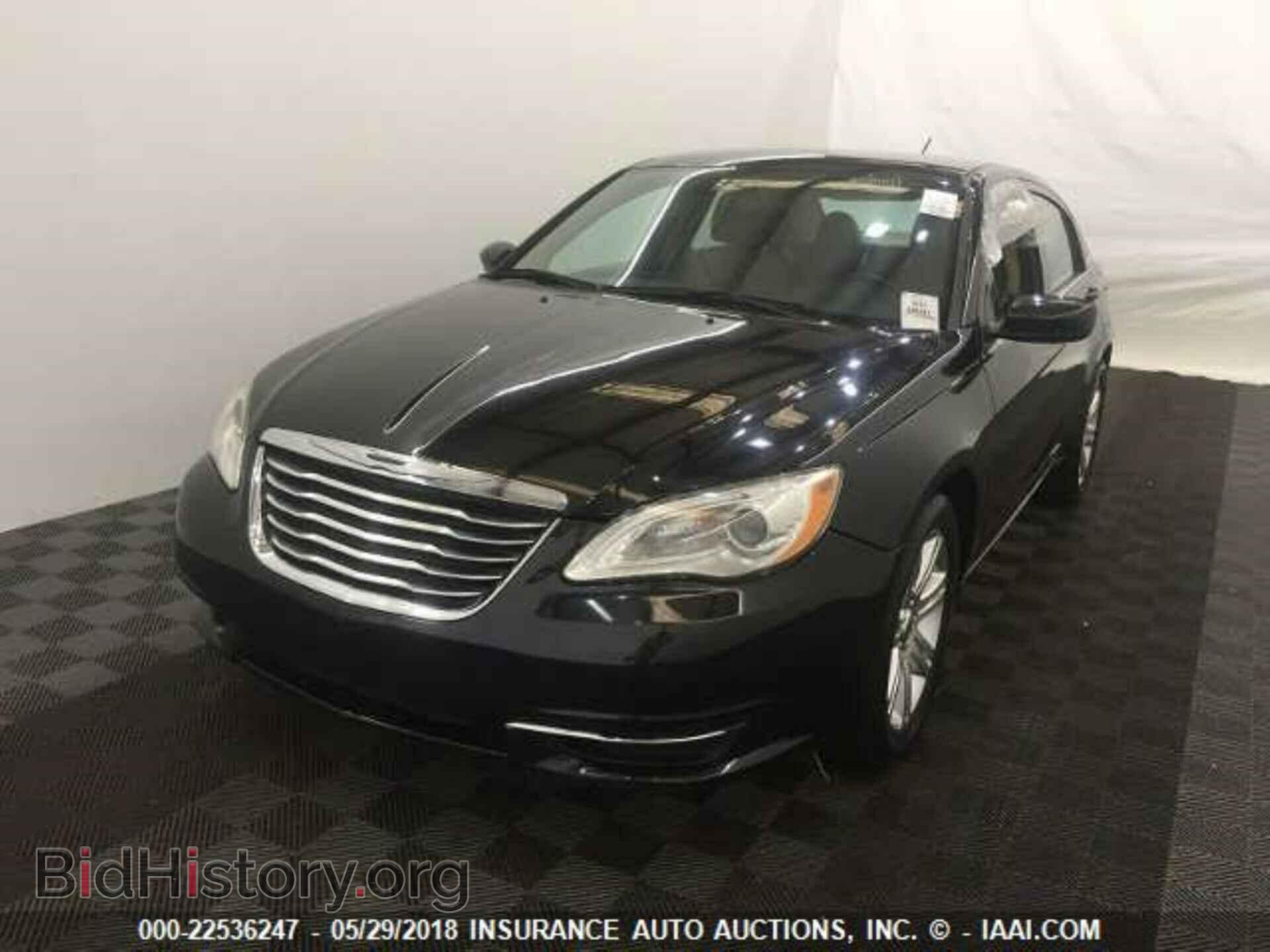 Фотография 1C3CCBBB5CN302815 - Chrysler 200 2012