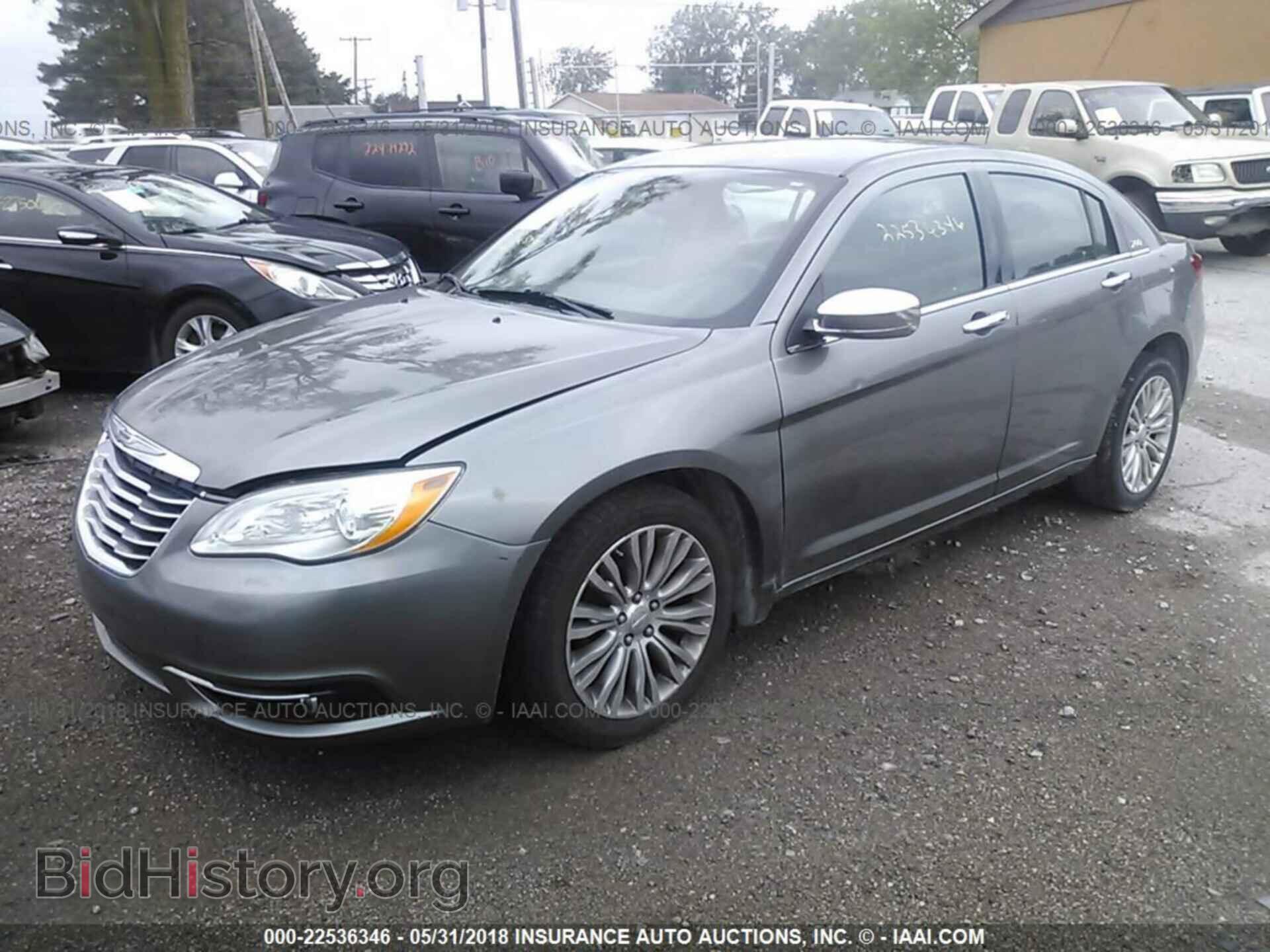 2012 Chrysler 200 - VIN: 1C3CCBCB3CN223349 - Фото 2