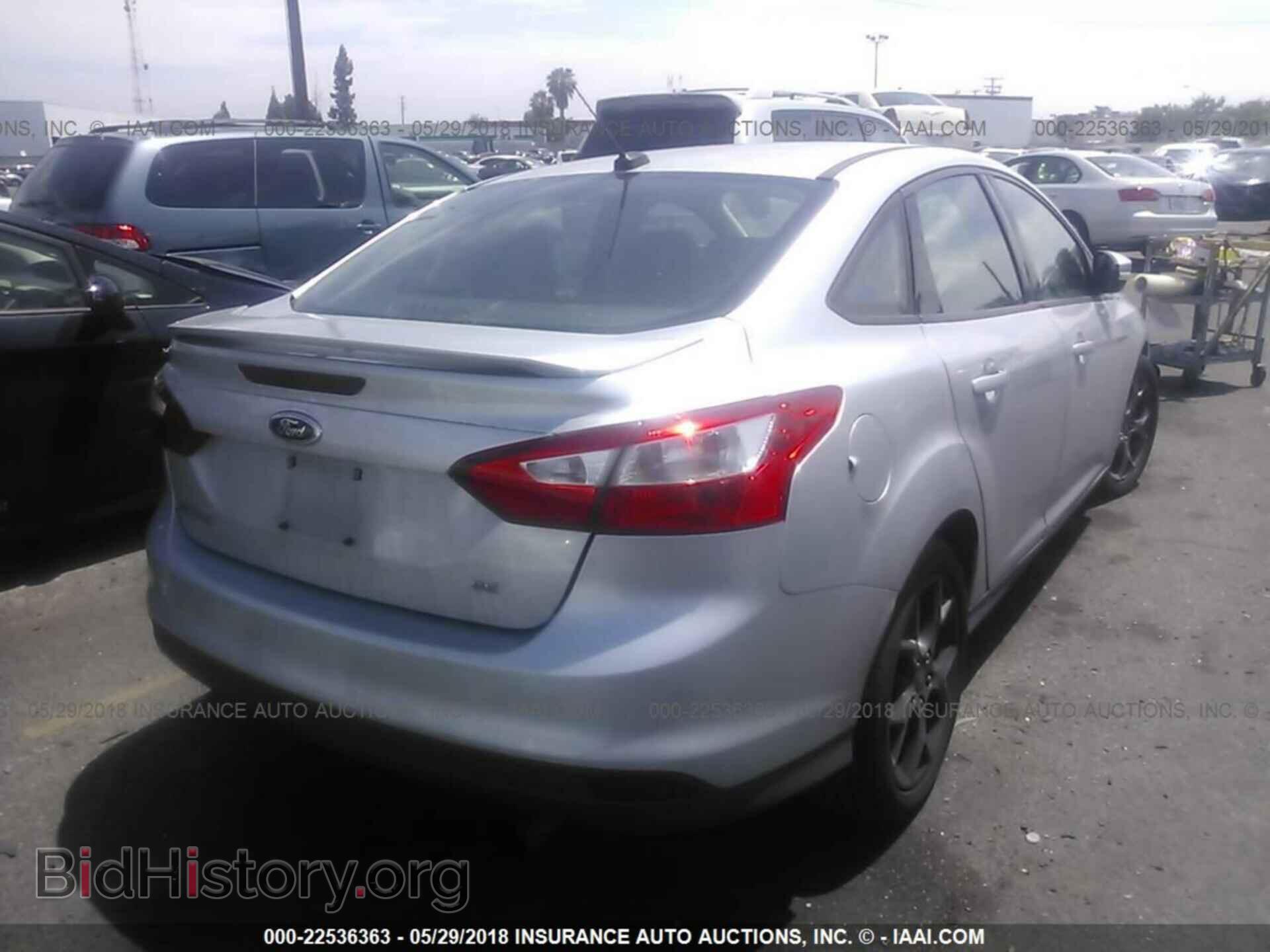 2013 Ford Focus - VIN: 1FADP3F22DL132002 - Фото 4