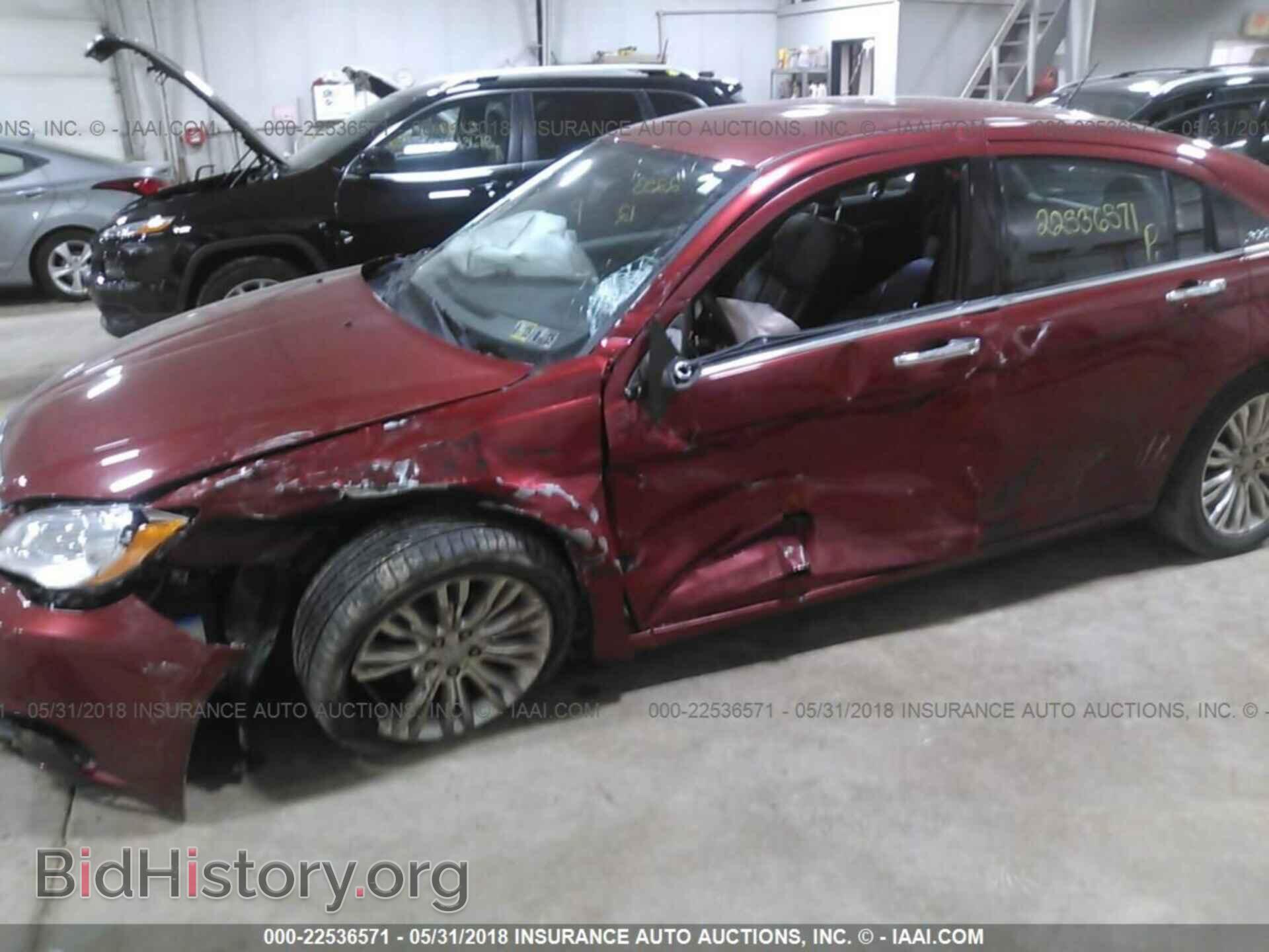 2012 Chrysler 200 - VIN: 1C3CCBCB9CN107167 - Photo 6