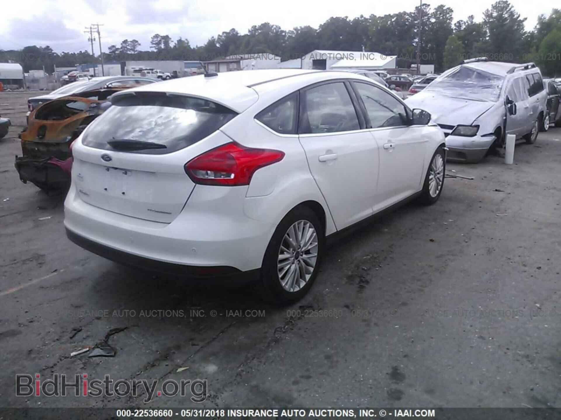 2017 Ford Focus - VIN: 1FADP3N22HL207143 - Фото 4