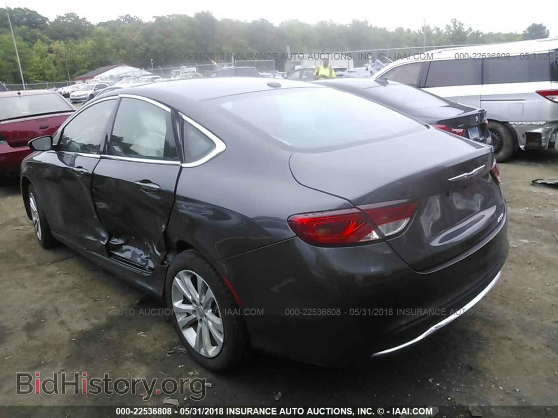 2016 Chrysler 200 - VIN: 1C3CCCAB5GN143520 - Photo 3