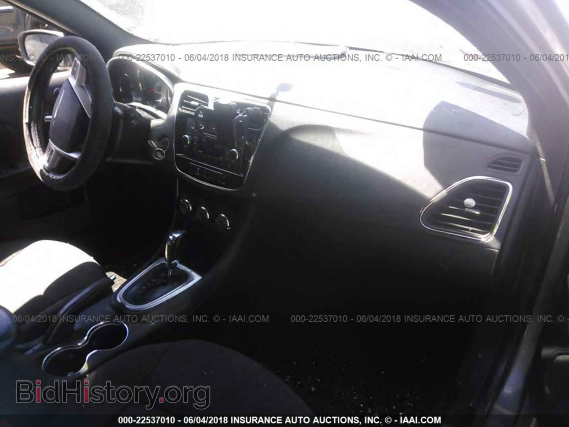 2012 Chrysler 200 - VIN: 1C3CCBBG0CN272277 - Photo 5