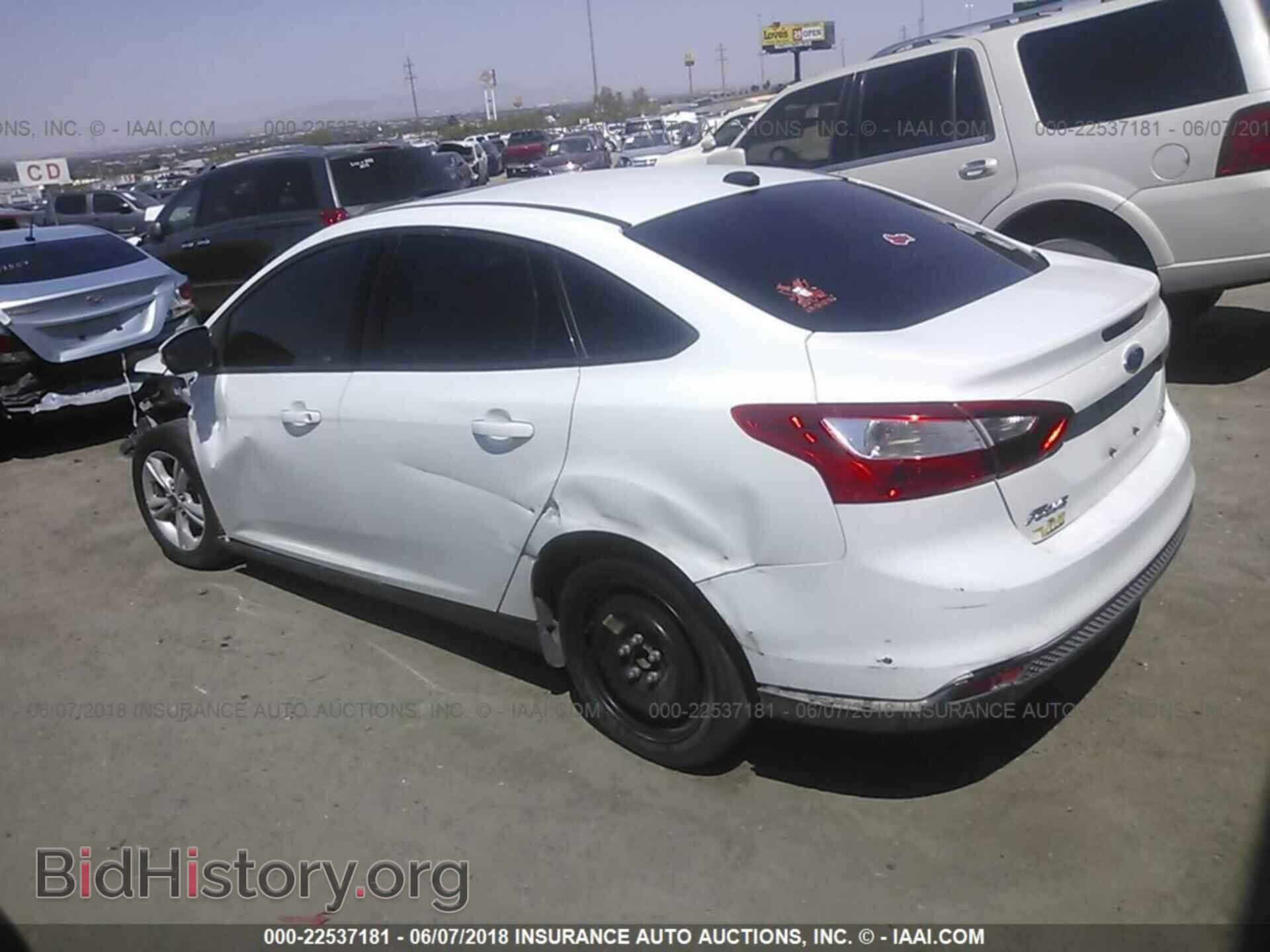 2014 Ford Focus - VIN: 1FADP3F29EL412839 - Фото 3