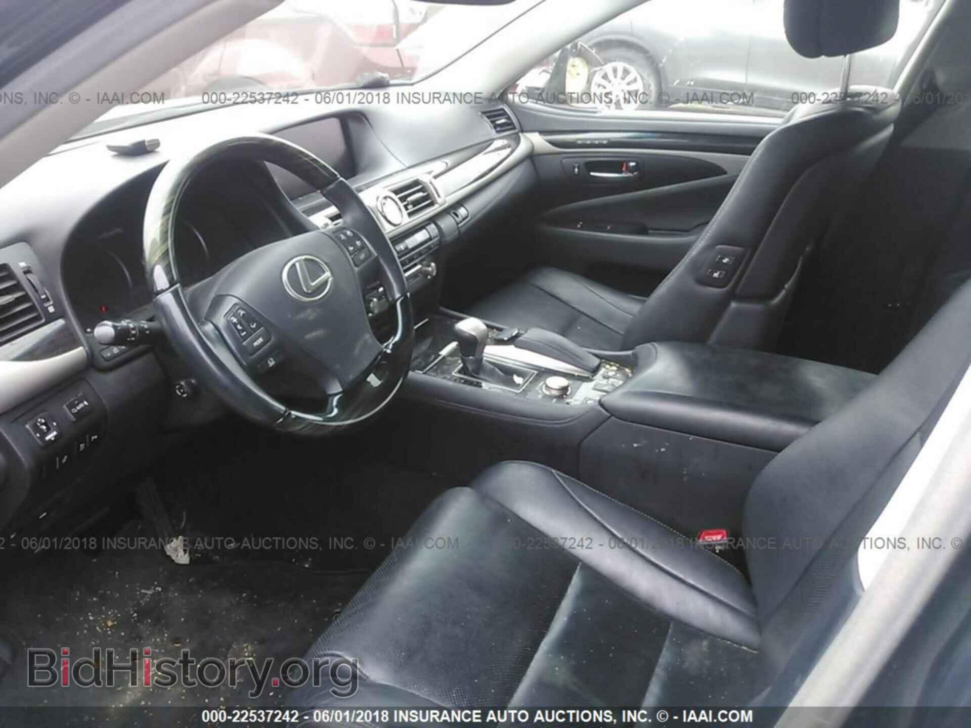 2013 Lexus Ls - VIN: JTHCL5EF6D5018749 - Photo 5