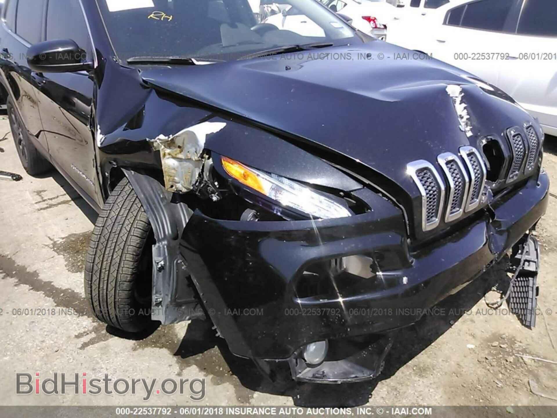 2015 Jeep Cherokee - VIN: 1C4PJLCB3FW683490 - Фото 6