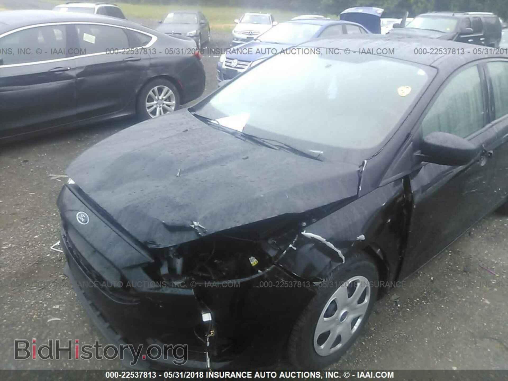 2017 Ford Focus - VIN: 1FADP3E25HL242548 - Photo 6