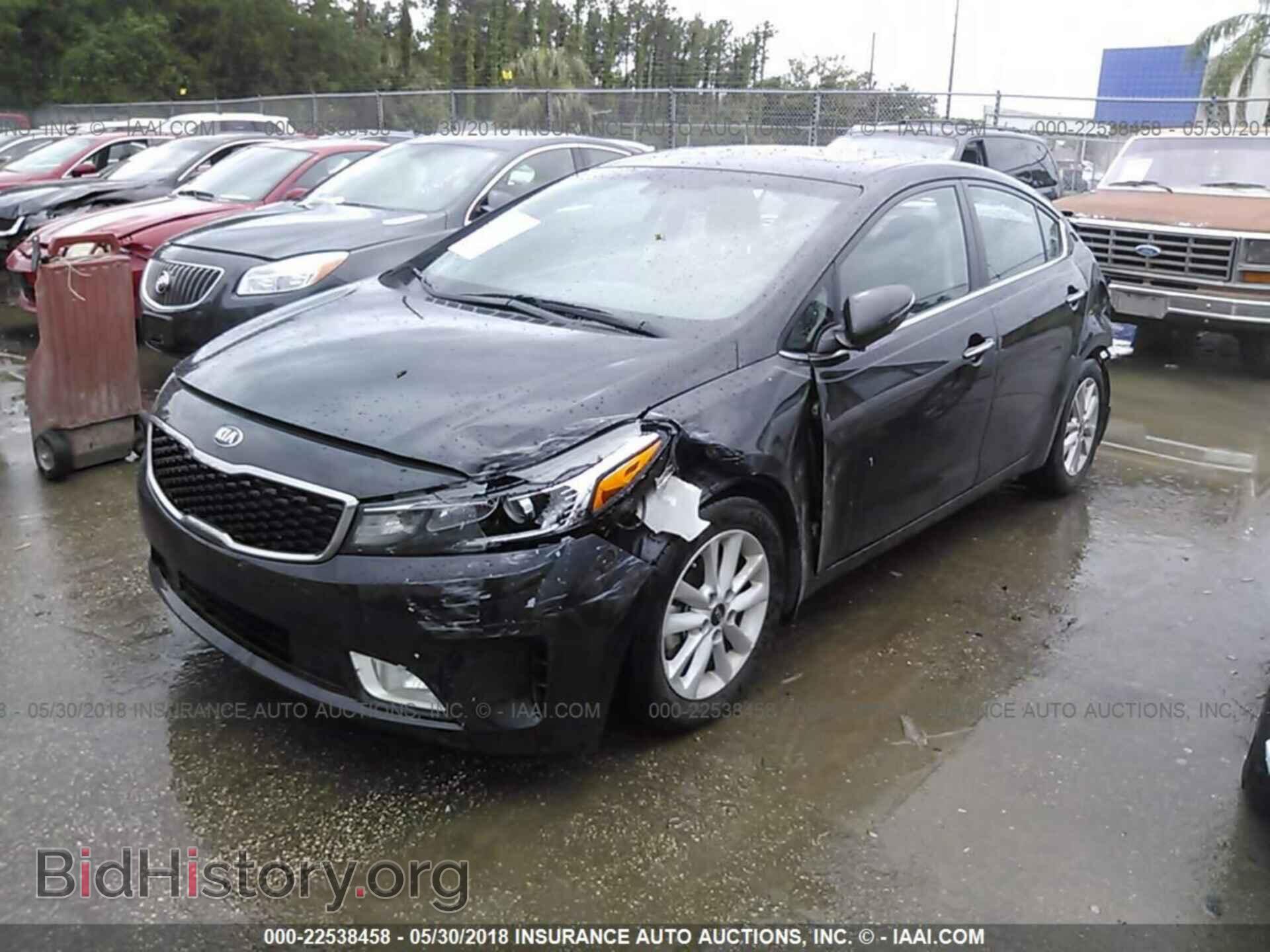 2017 Kia Forte - VIN: 3KPFL4A74HE037477 - Photo 2