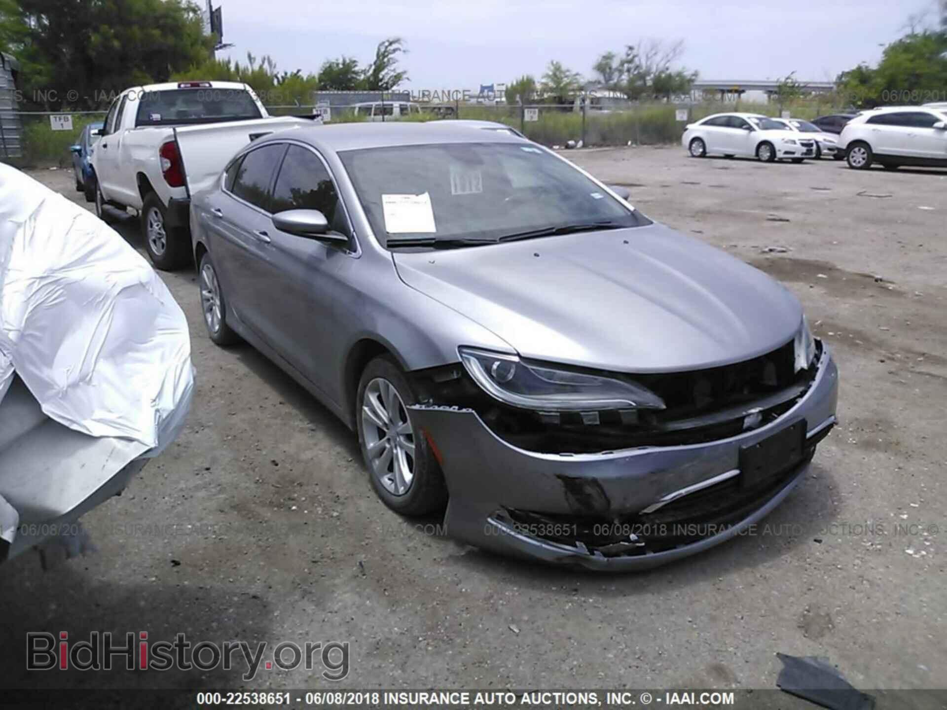 Photo 1C3CCCAB4FN669717 - Chrysler 200 2015