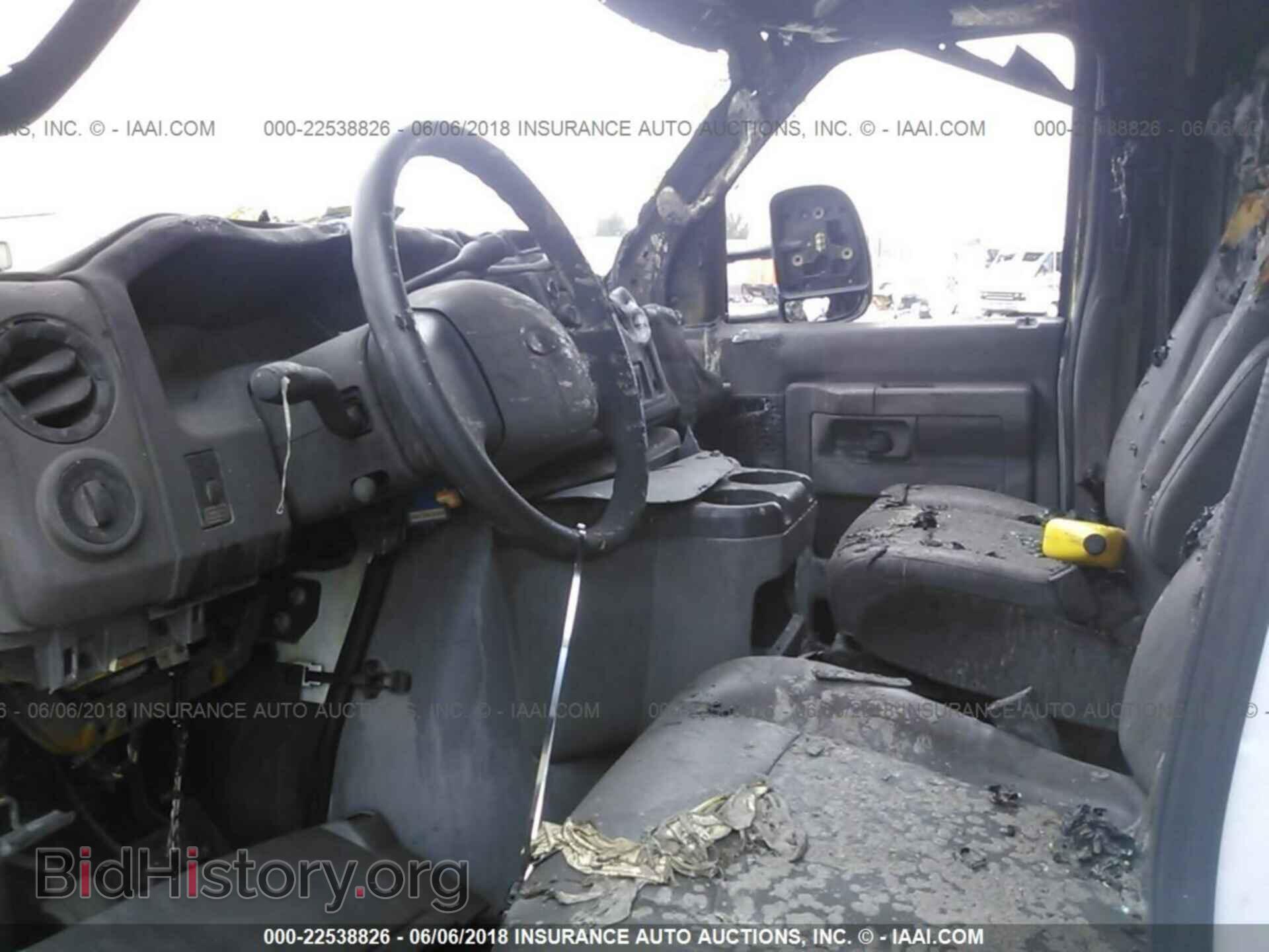 2012 Ford Econoline - VIN: 1FDWE3FS8CDA34590 - Фото 5