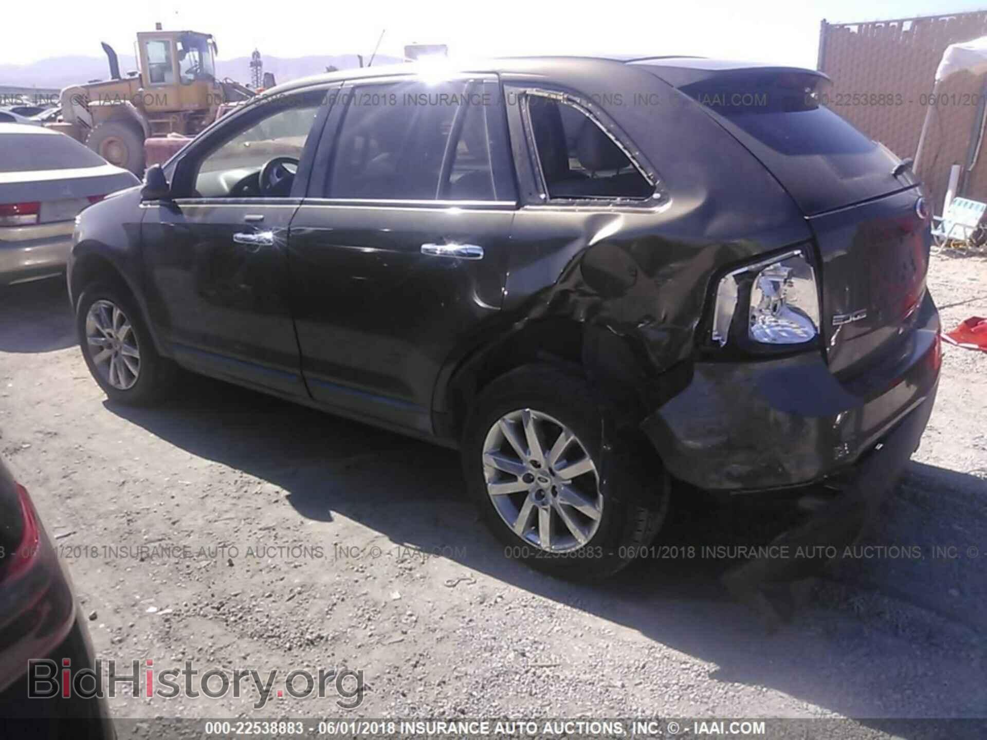 2011 Ford Edge - VIN: 2FMDK3JC7BBB24401 - Photo 3
