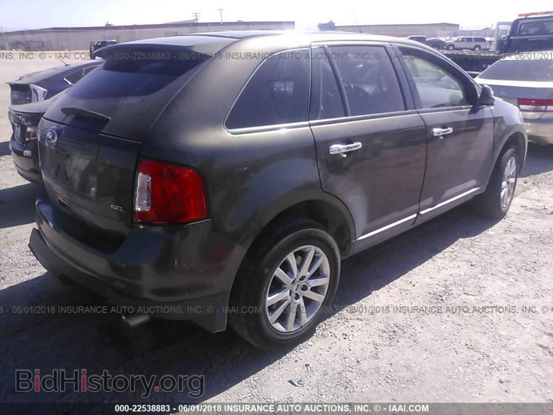 2011 Ford Edge - VIN: 2FMDK3JC7BBB24401 - Photo 4