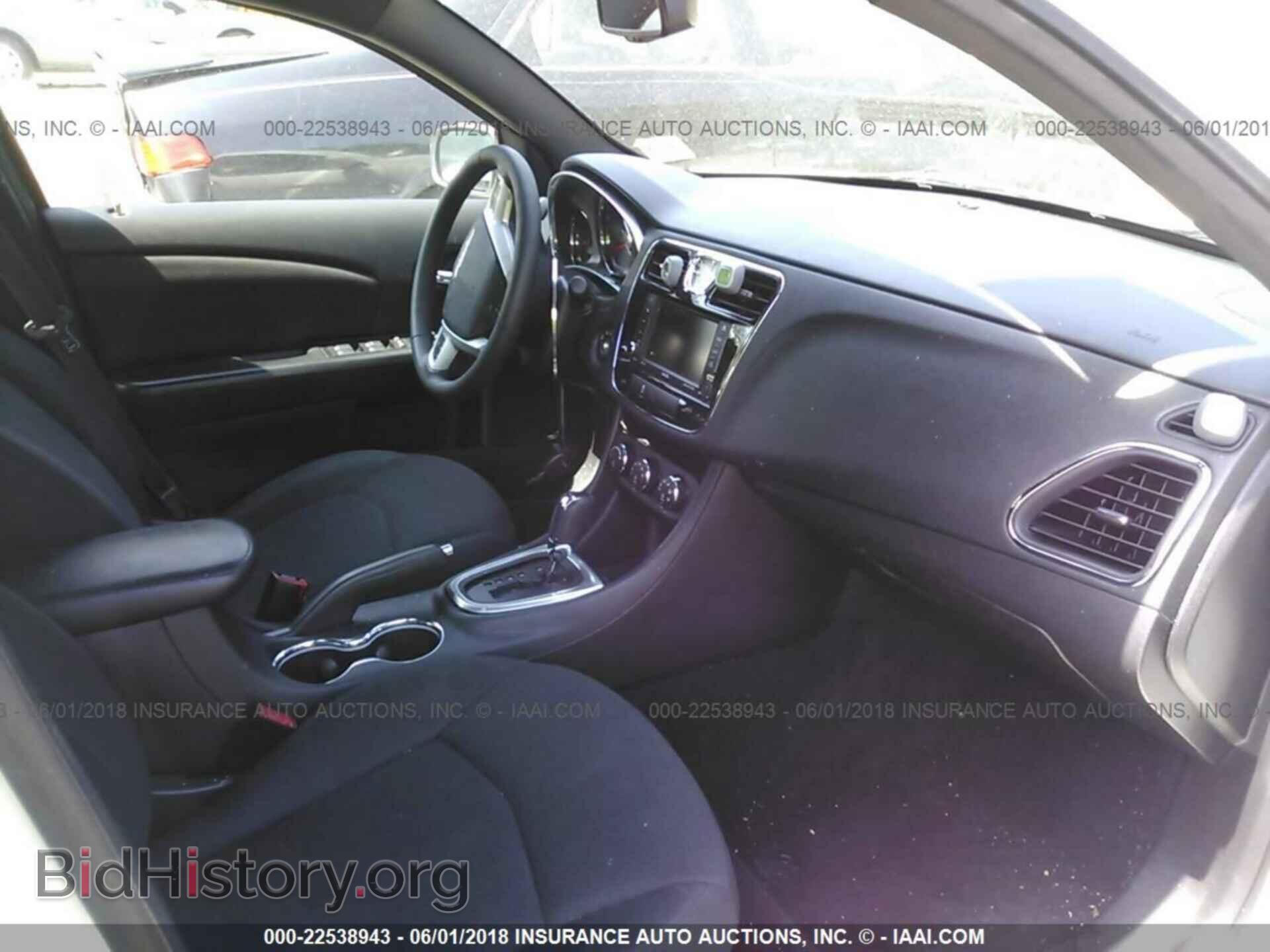 2013 Chrysler 200 - VIN: 1C3CCBBB8DN595837 - Photo 5