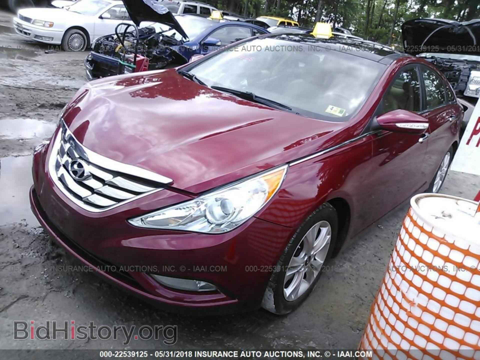 2012 Hyundai Sonata - VIN: 5NPEC4AC0CH432026 - Фото 2