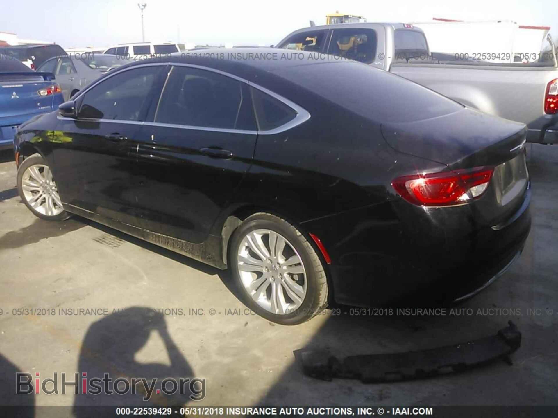 2016 Chrysler 200 - VIN: 1C3CCCAB2GN119045 - Photo 3