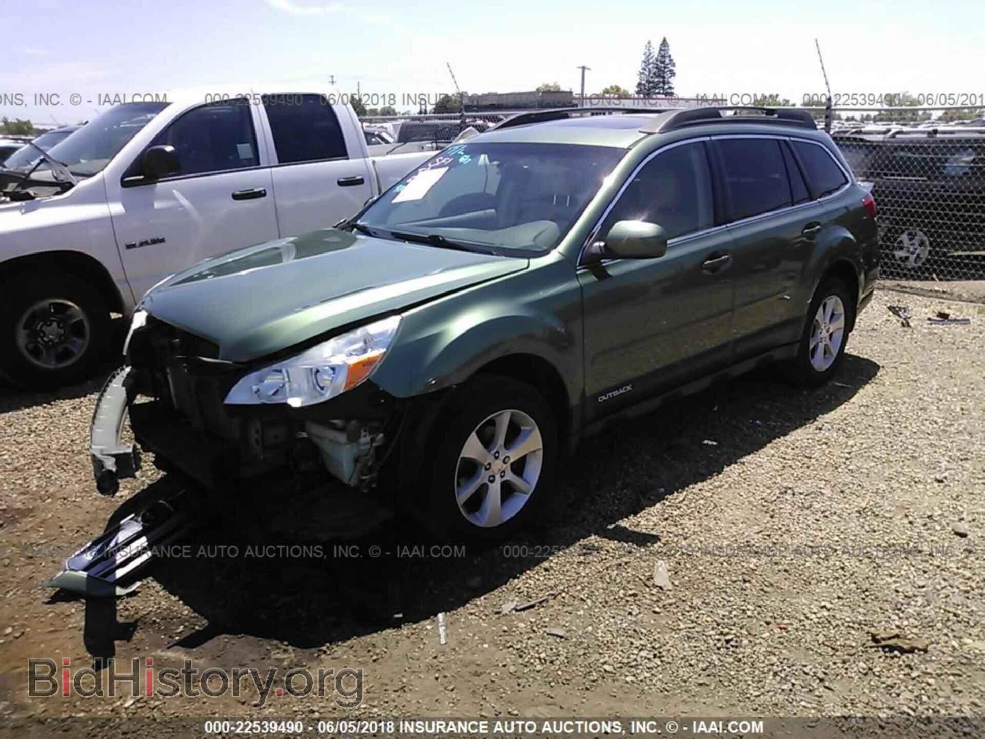 2013 Subaru Outback - VIN: 4S4BRBPC3D3311335 - Фото 2