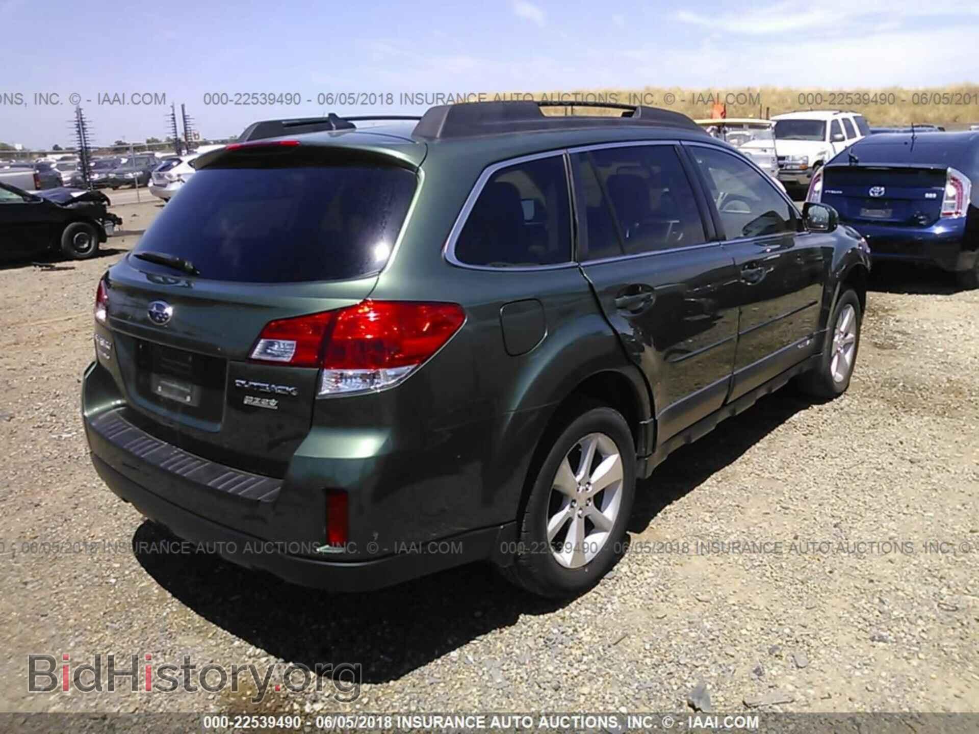 2013 Subaru Outback - VIN: 4S4BRBPC3D3311335 - Фото 4
