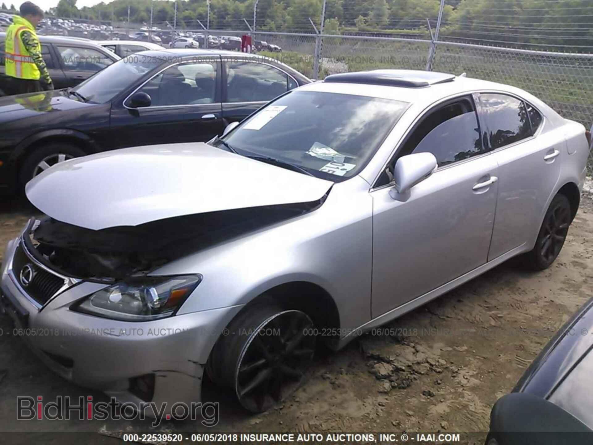 2011 LEXUS IS - VIN: JTHCE5C21B5000716 - Фото 2