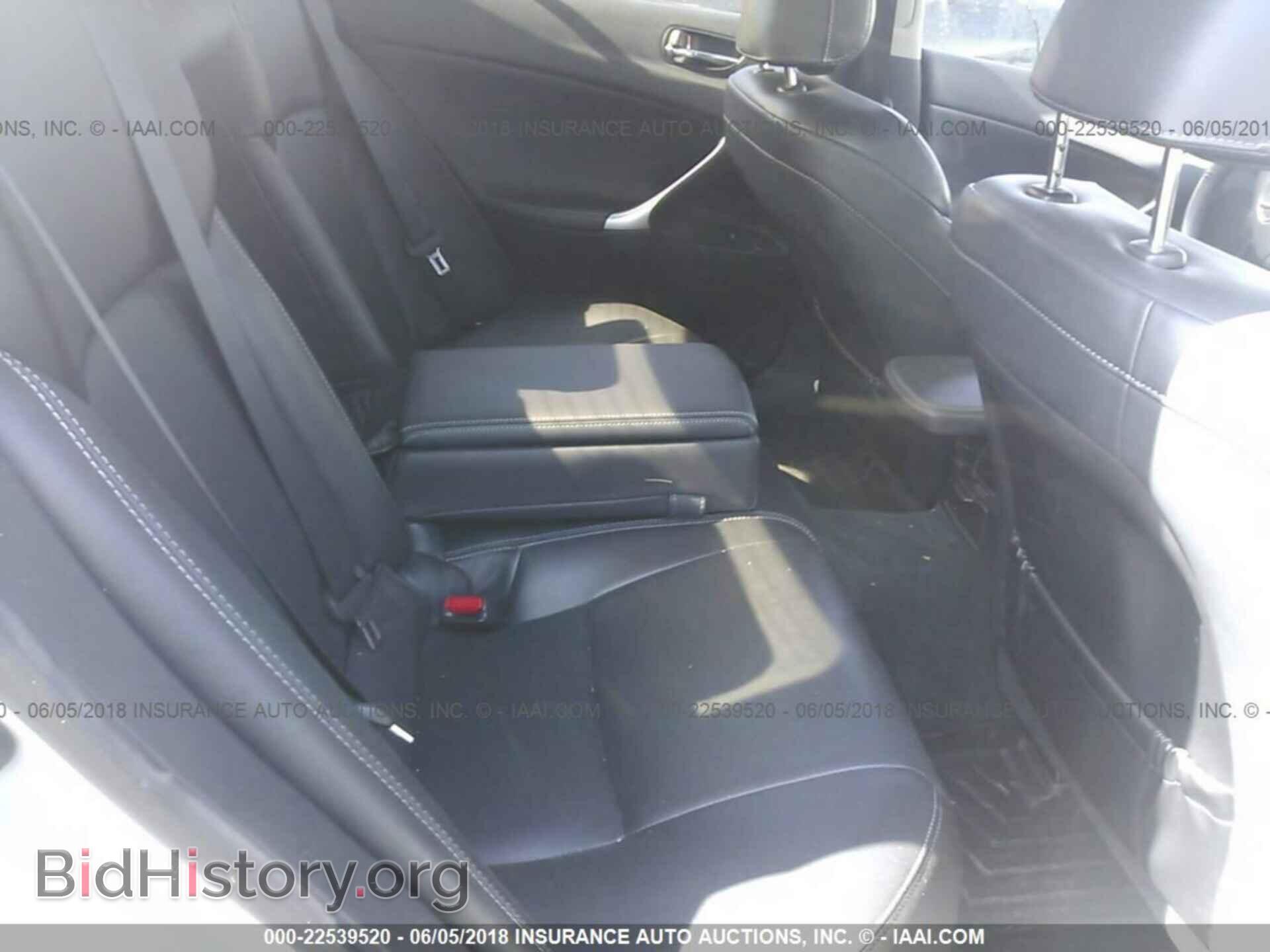 2011 LEXUS IS - VIN: JTHCE5C21B5000716 - Фото 8