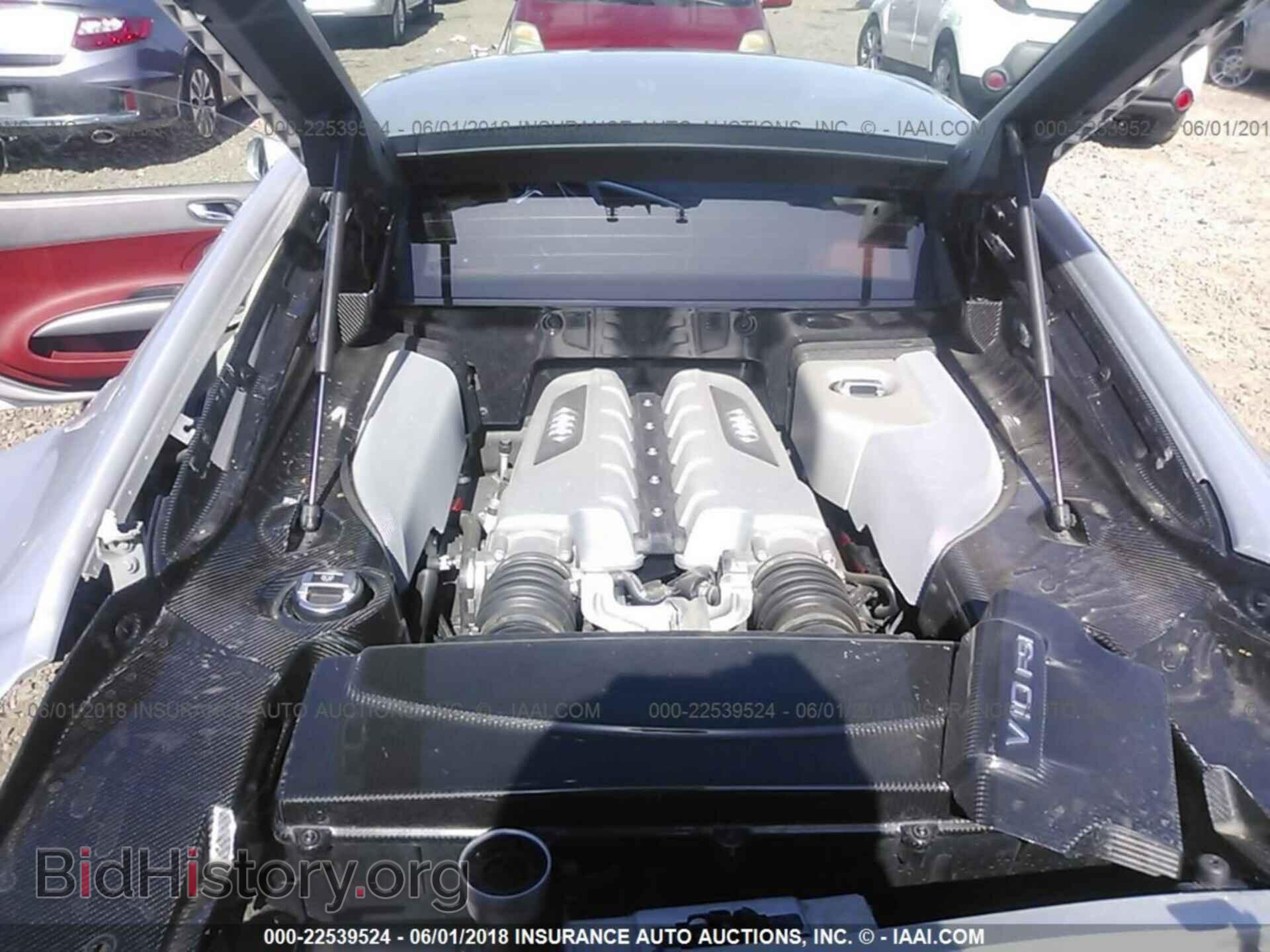 2011 Audi R8 - VIN: WUADNAFG9BN000147 - Photo 10