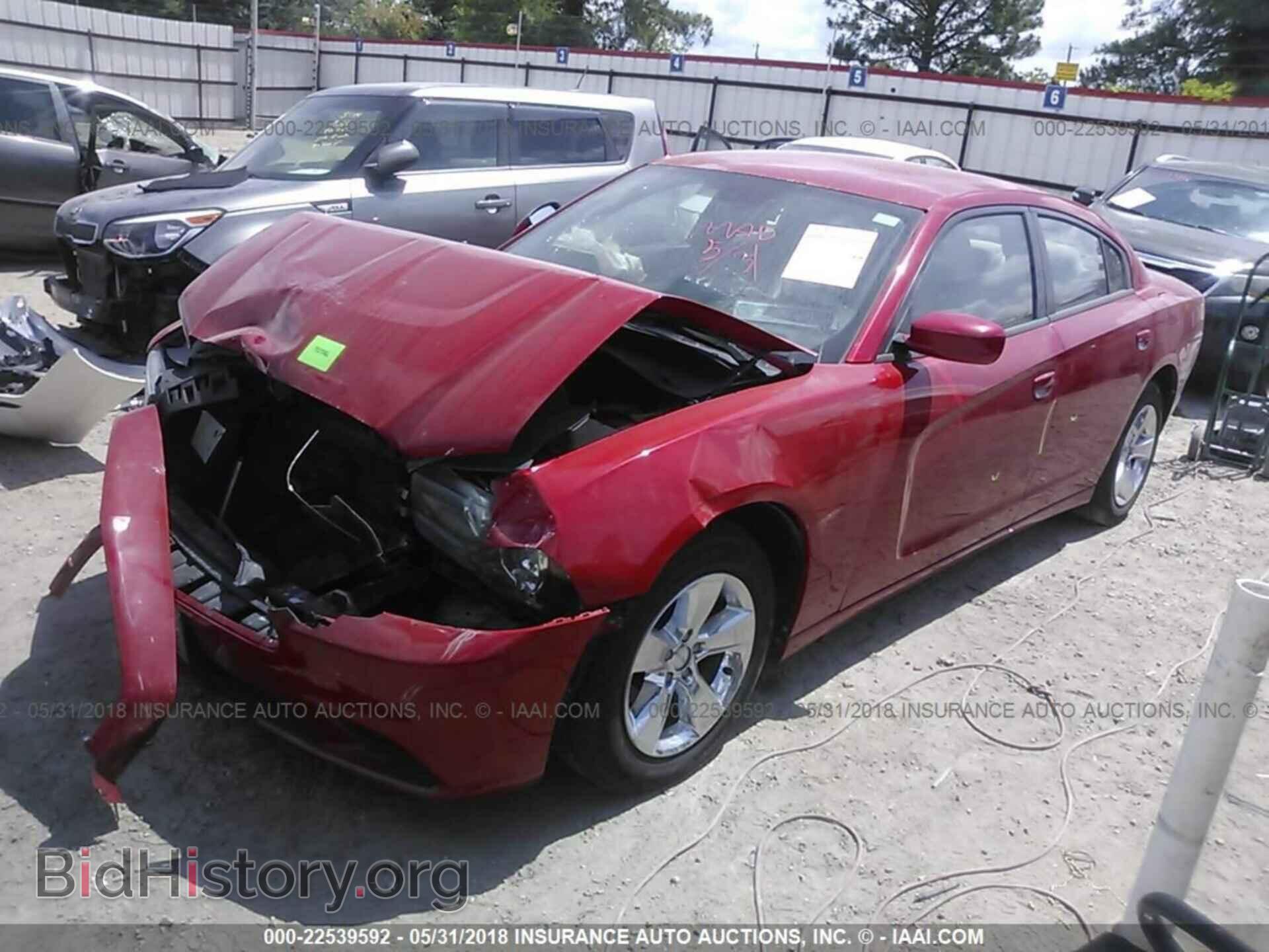 2013 Dodge Charger - VIN: 2C3CDXHG3DH653715 - Photo 2