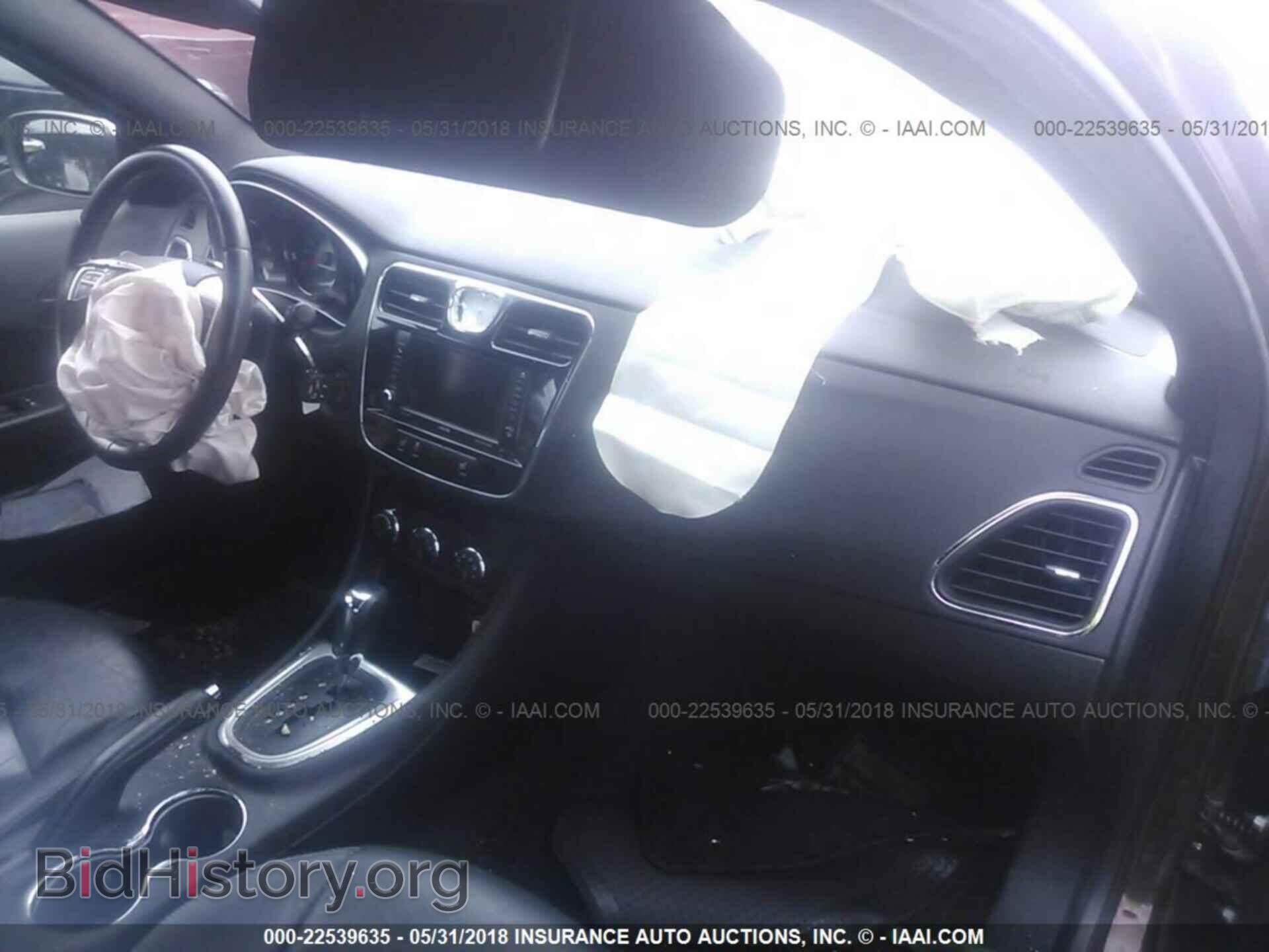 2012 Chrysler 200 - VIN: 1C3CCBCB9CN299495 - Фото 5