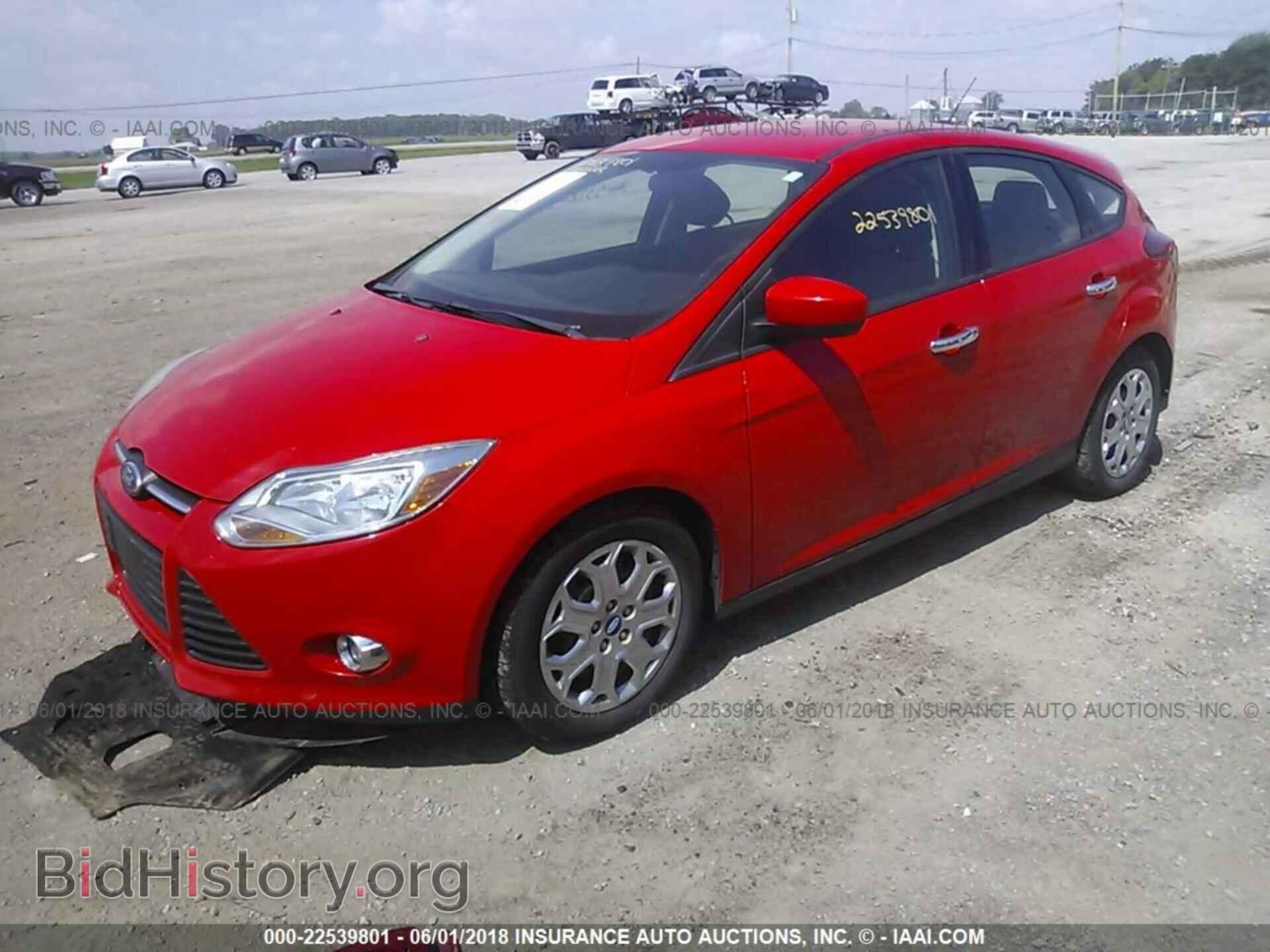 2012 Ford Focus - VIN: 1FAHP3K21CL105427 - Photo 2