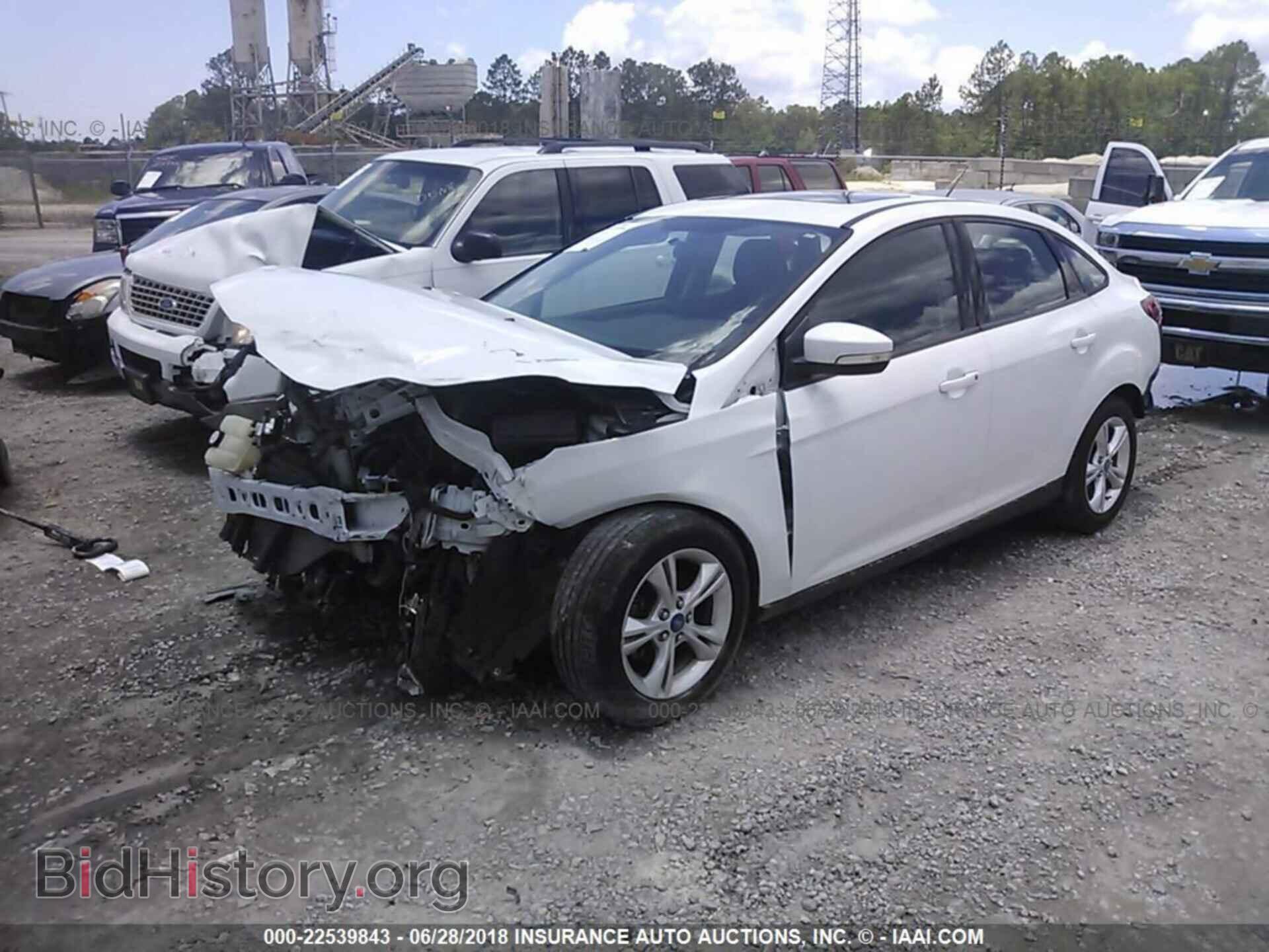 2013 Ford Focus - VIN: 1FADP3F20DL117854 - Photo 2