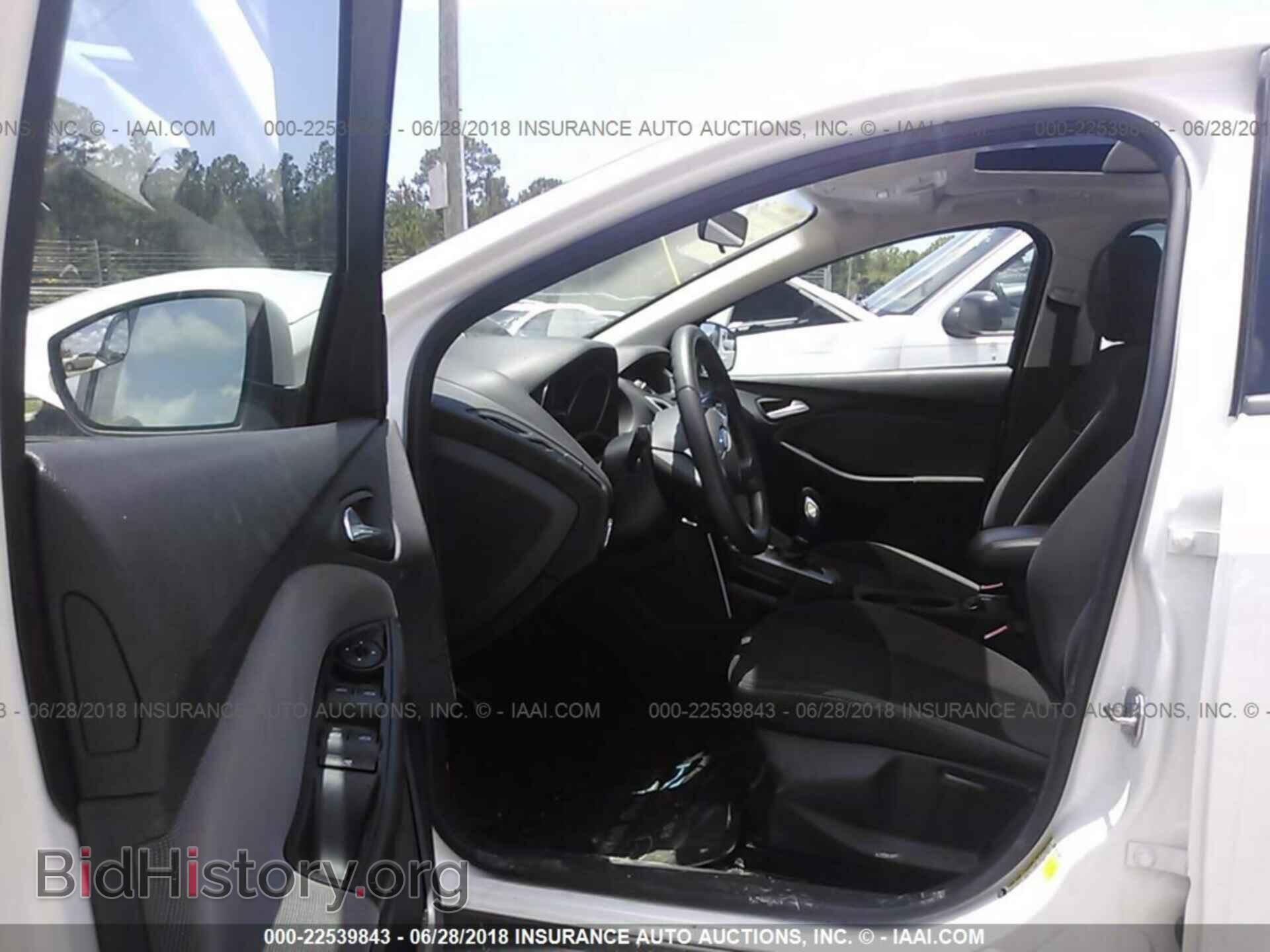 2013 Ford Focus - VIN: 1FADP3F20DL117854 - Photo 5