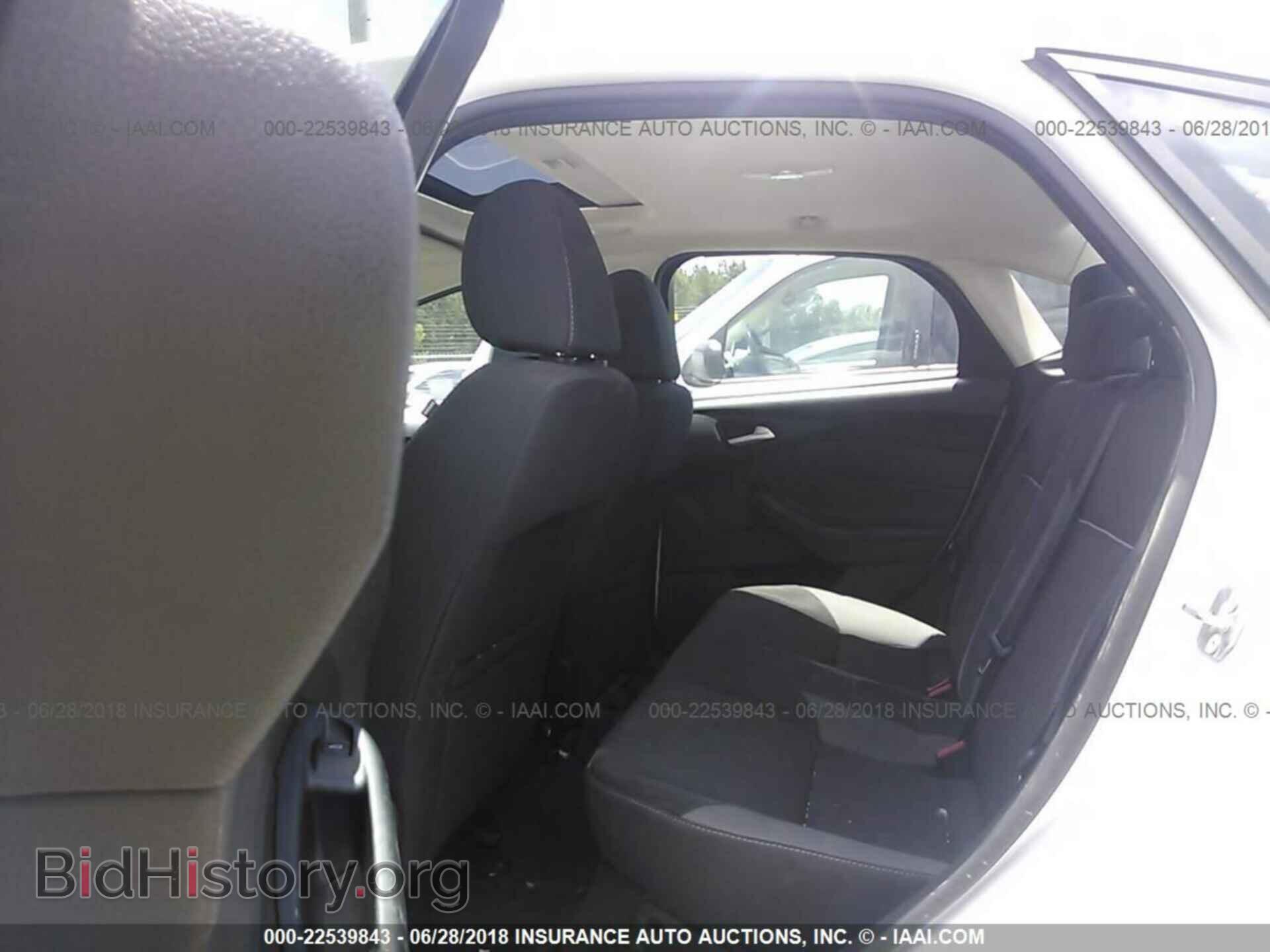 2013 Ford Focus - VIN: 1FADP3F20DL117854 - Photo 8