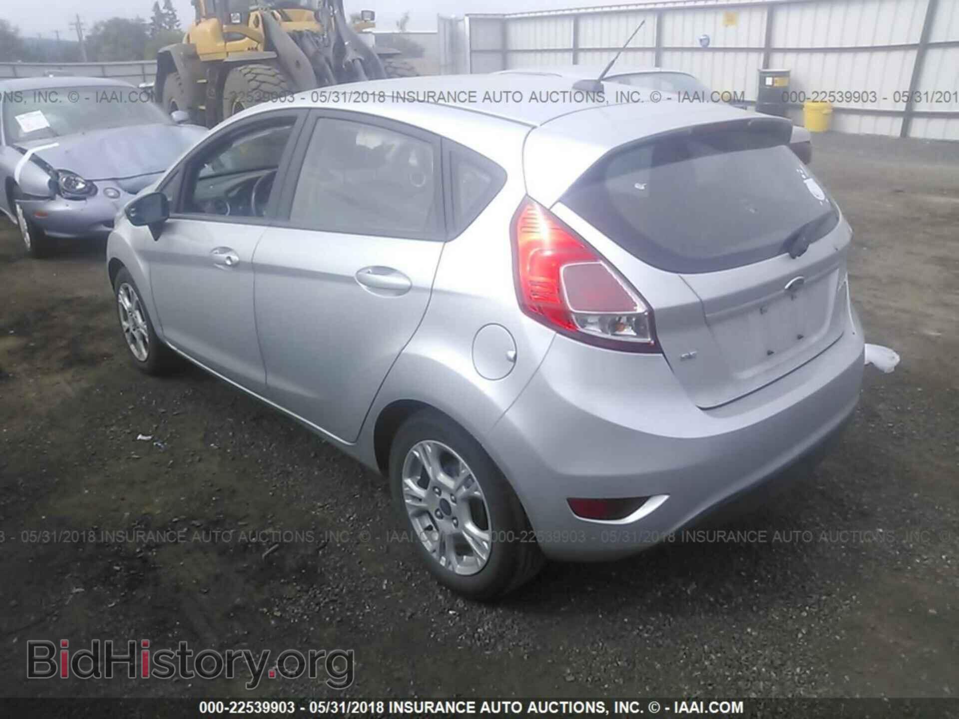 2015 Ford Fiesta - VIN: 3FADP4EJ2FM213923 - Photo 3