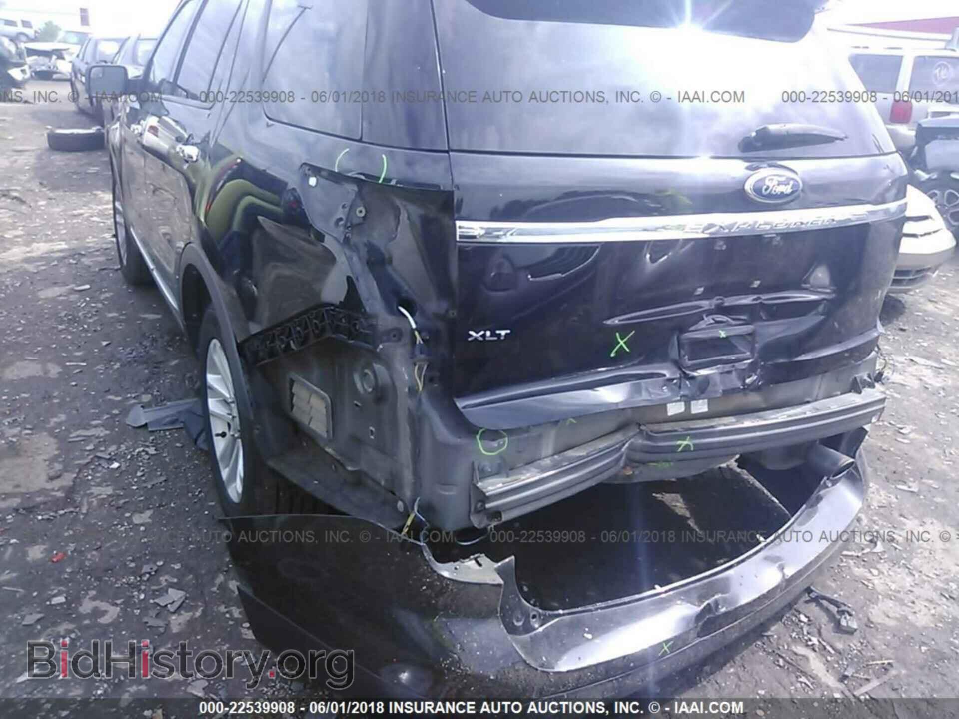 2011 Ford Explorer - VIN: 1FMHK7D88BGA67747 - Фото 6