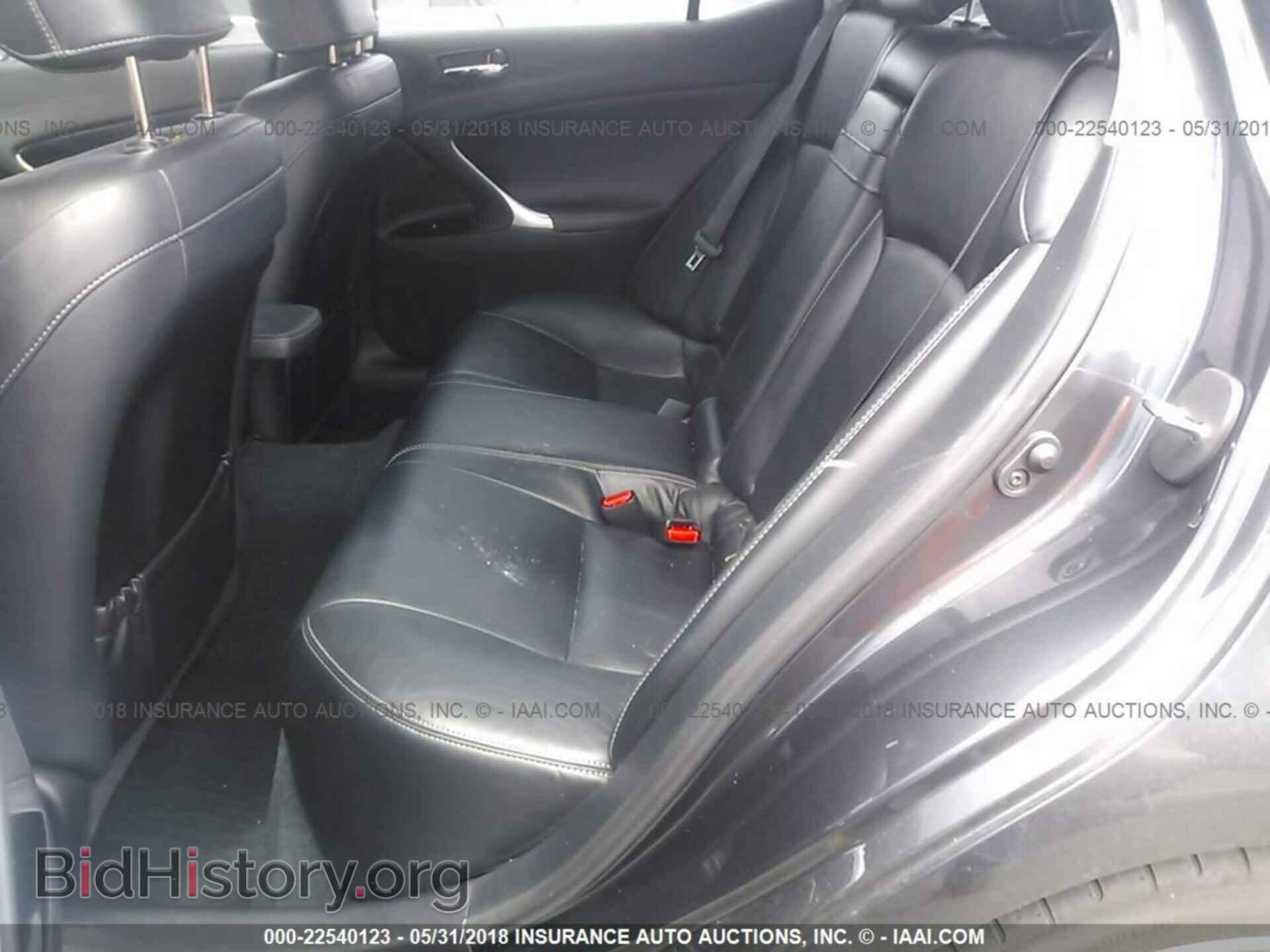2011 Lexus Is - VIN: JTHBF5C27B5135272 - Photo 8