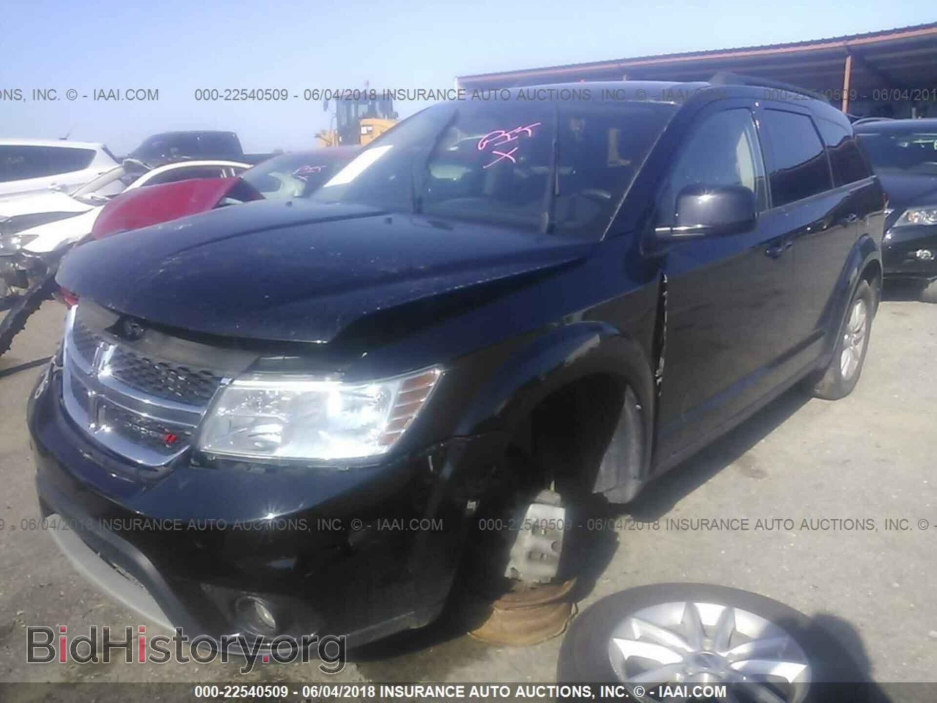 2017 Dodge Journey - VIN: 3C4PDCBG4HT510719 - Photo 2