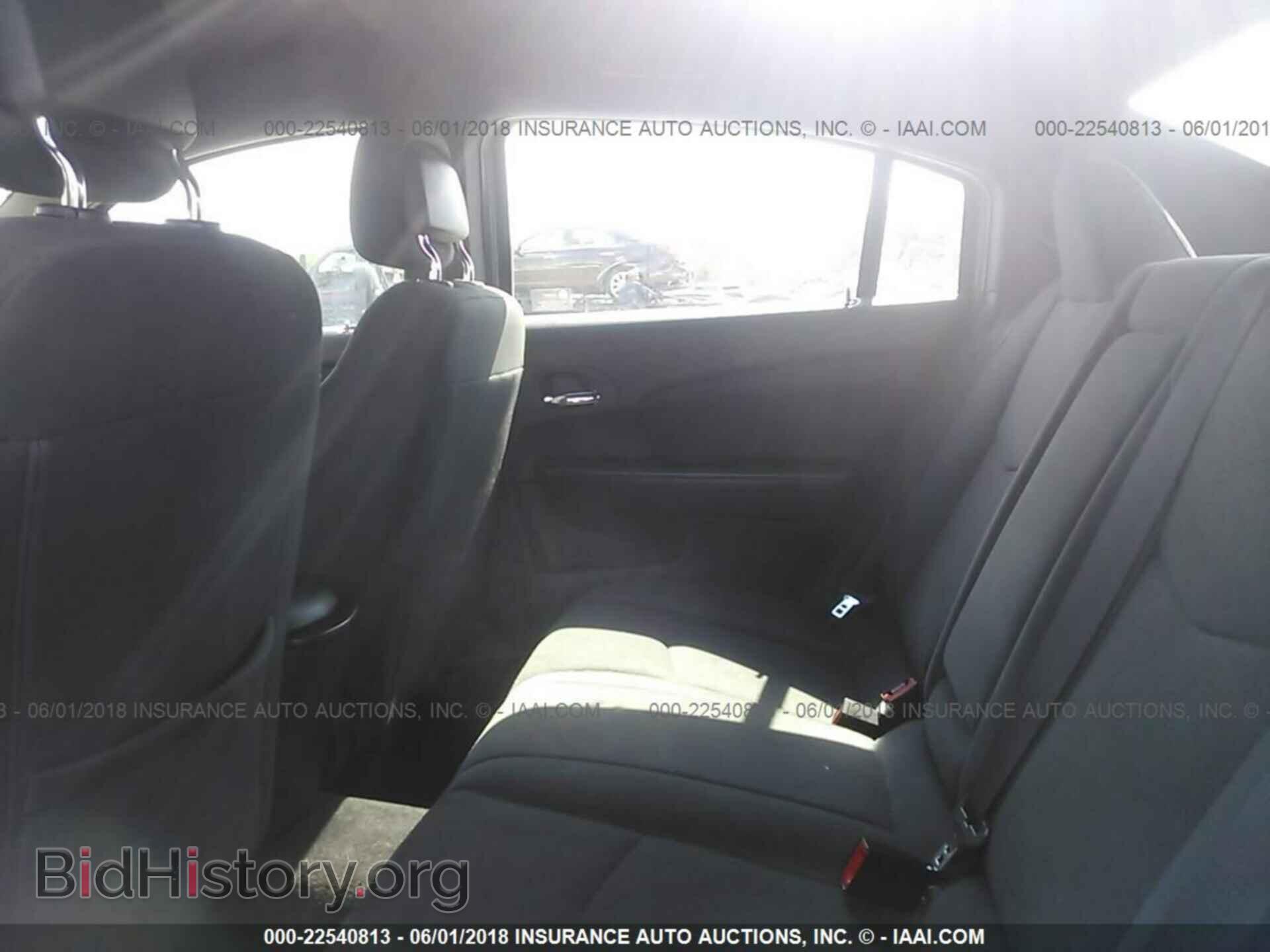 2011 Chrysler 200 - VIN: 1C3BC1FB1BN533189 - Photo 8