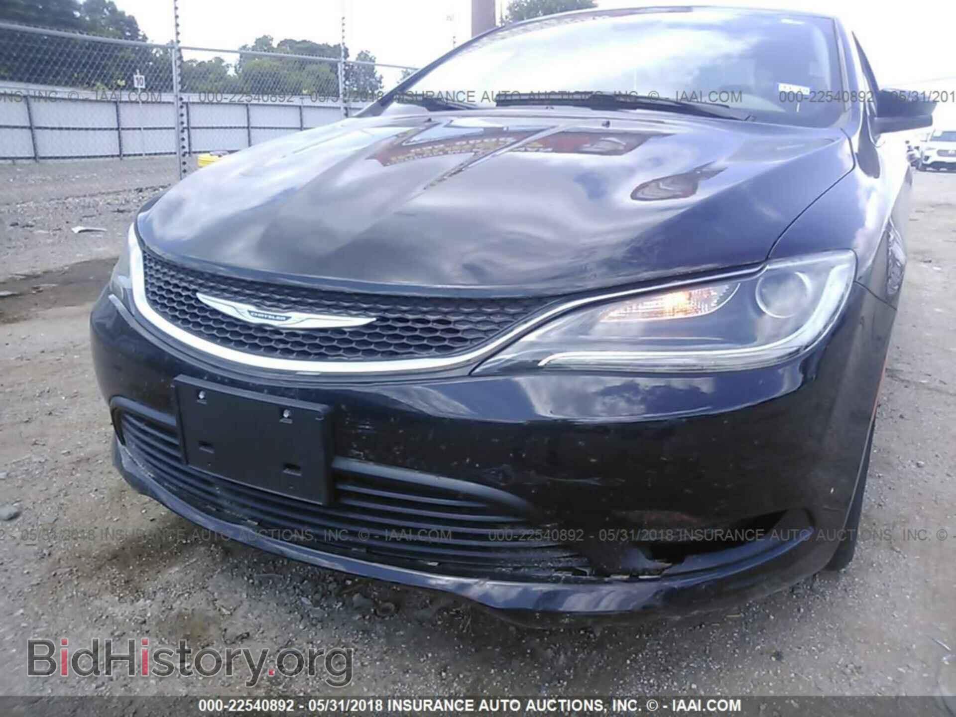 2016 Chrysler 200 - VIN: 1C3CCCFB3GN196676 - Photo 6