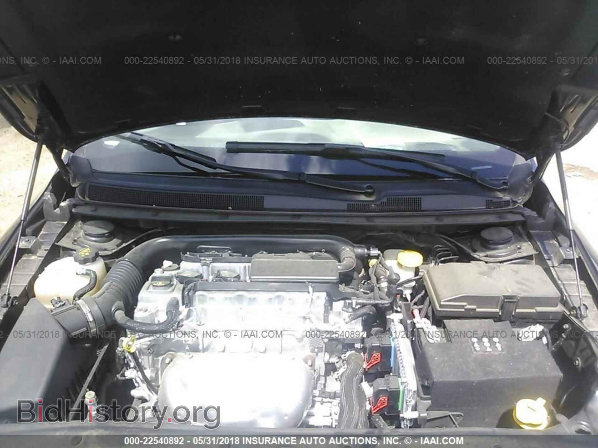 2016 Chrysler 200 - VIN: 1C3CCCFB3GN196676 - Photo 10