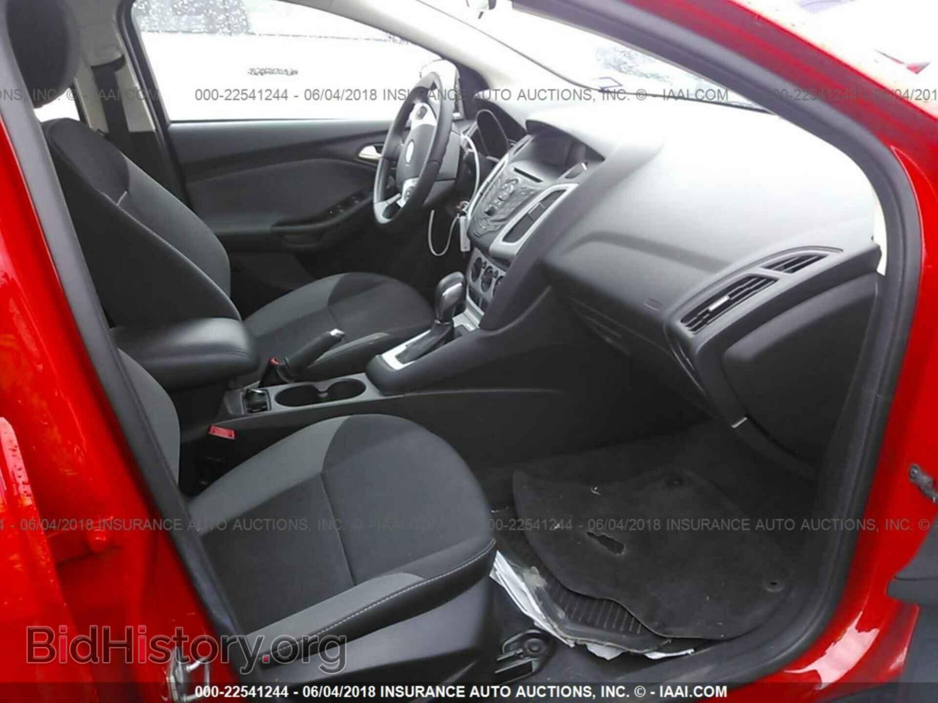 2013 Ford Focus - VIN: 1FADP3F24DL330144 - Photo 5