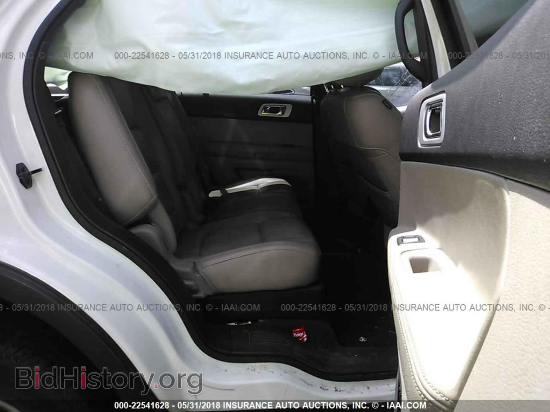 2013 Ford Explorer - VIN: 1FM5K7D80DGC60643 - Photo 8