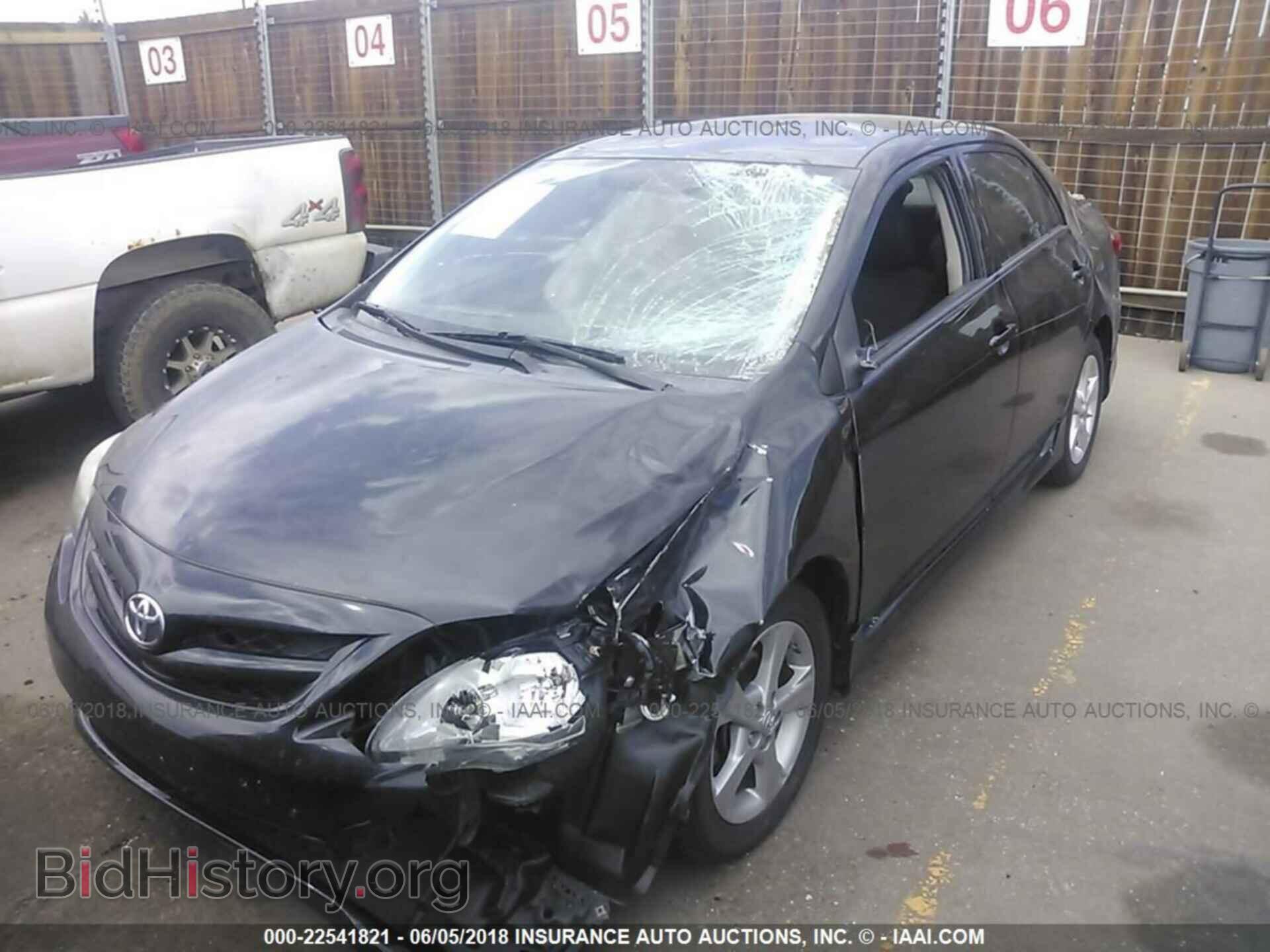2013 Toyota Corolla - VIN: 5YFBU4EE3DP098834 - Фото 2