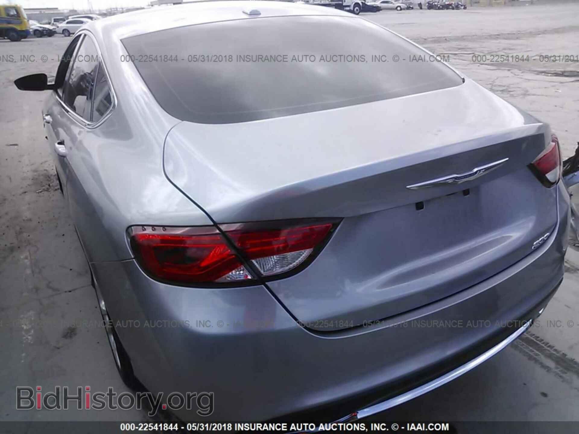 2015 Chrysler 200 - VIN: 1C3CCCAB6FN747026 - Фото 3