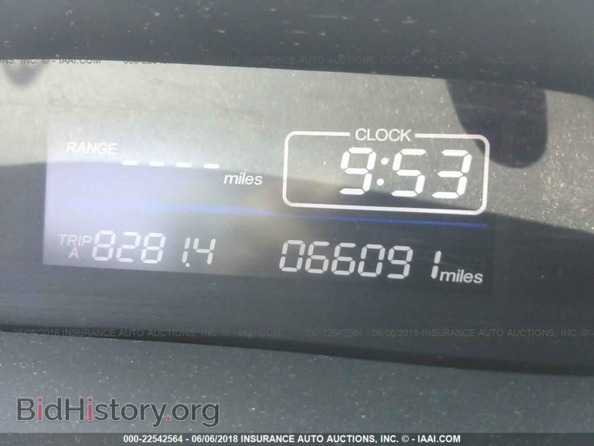 2012 Honda Civic - VIN: 2HGFB2F28CH502586 - Photo 7