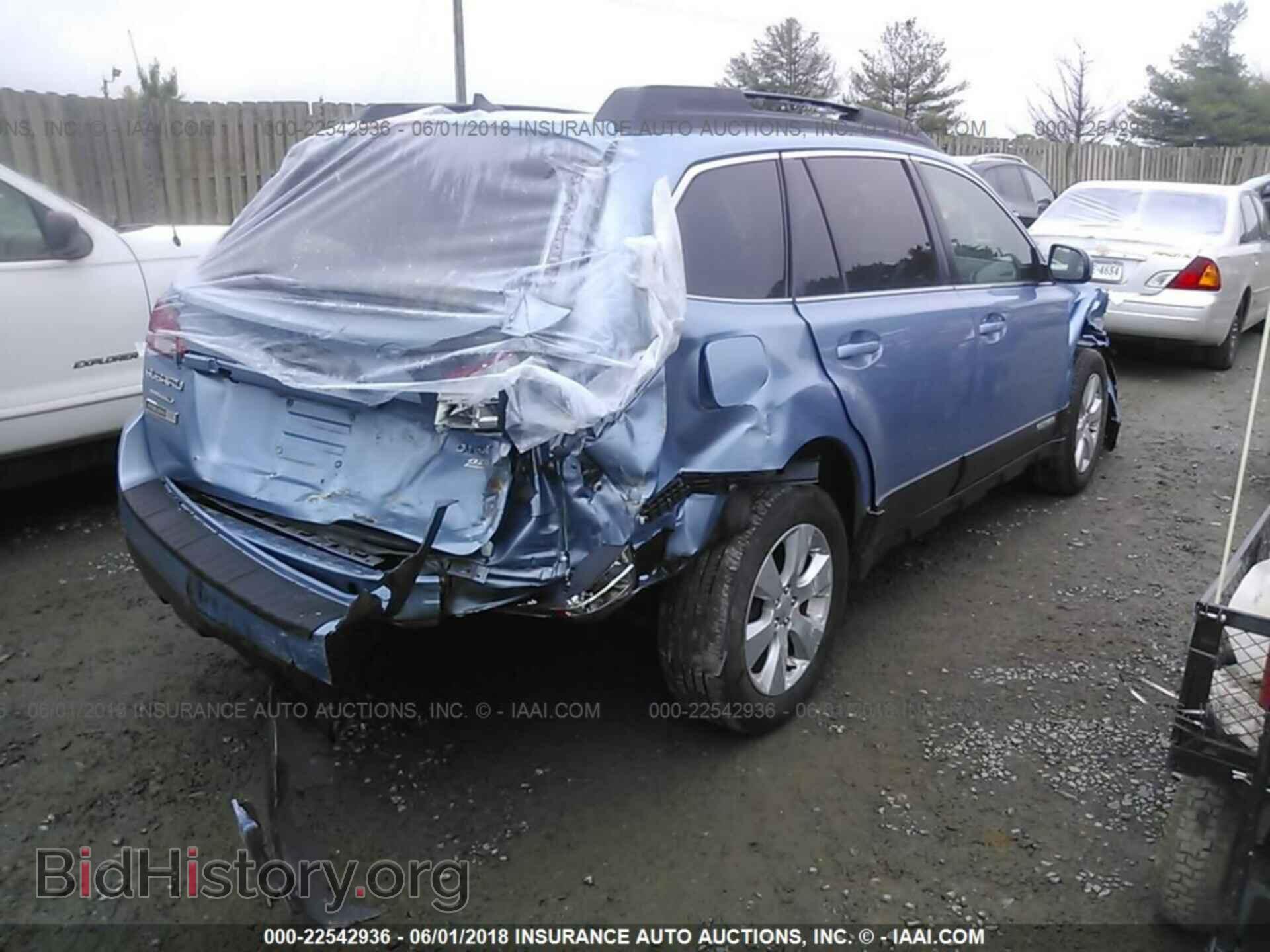 2011 Subaru Outback - VIN: 4S4BRBKC4B3329749 - Фото 4