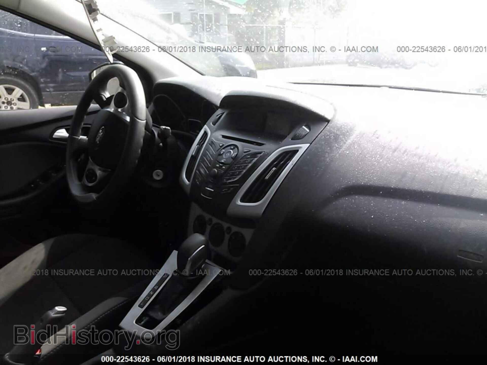 2014 Ford Focus - VIN: 1FADP3F22EL354184 - Фото 5